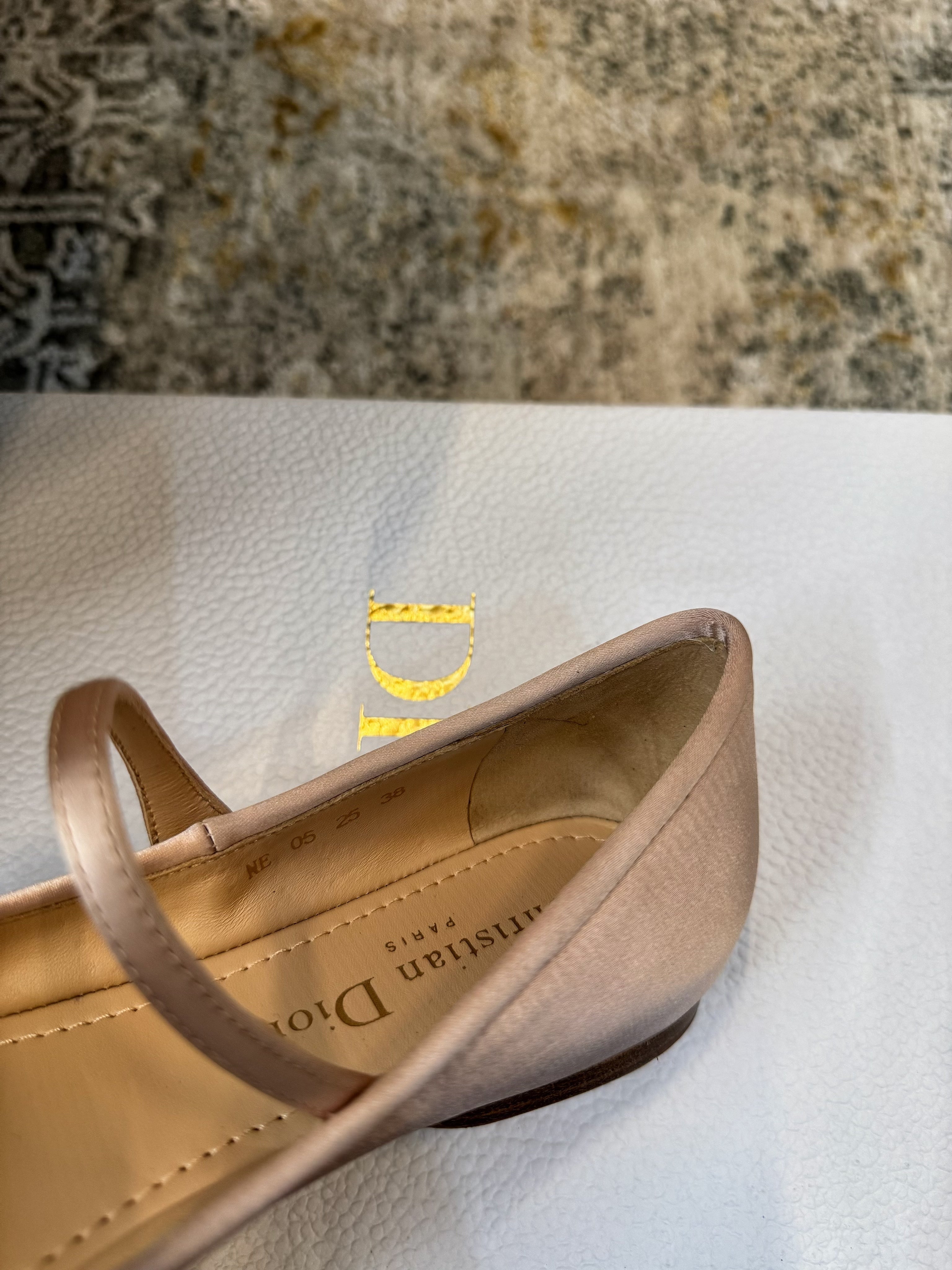 DIOR 25S LOVELY‑D BALLET FLAT 10MM IN NUDE SATIN