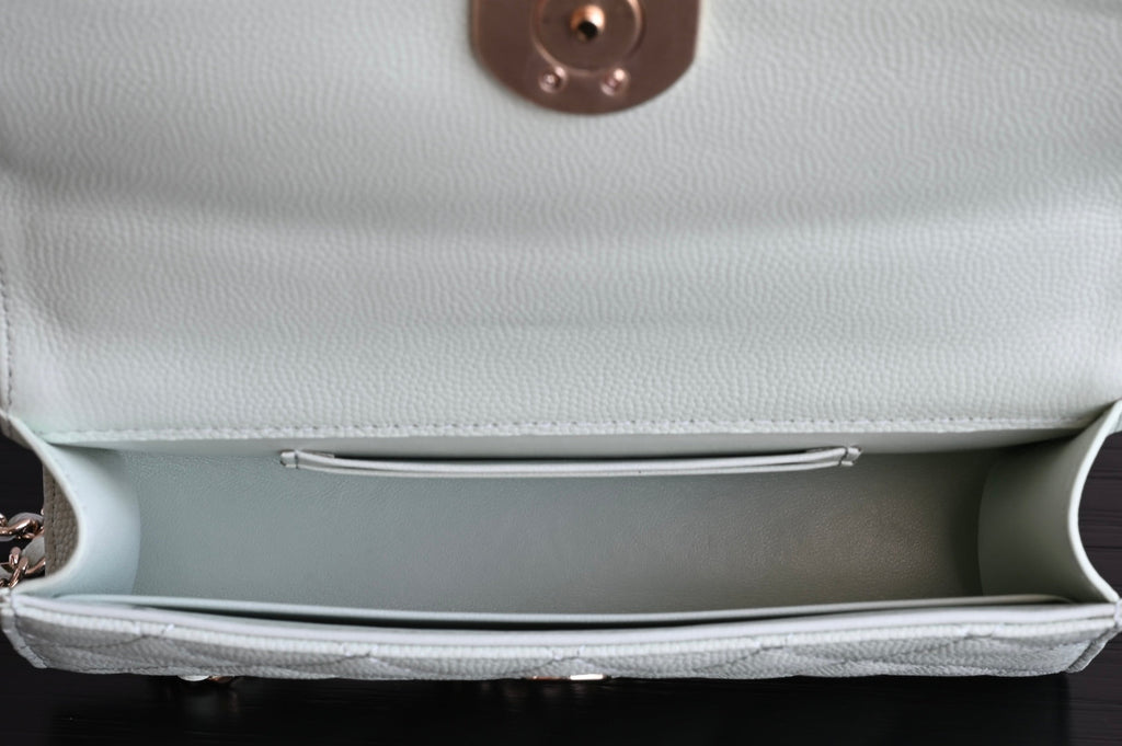 CHANEL 25S KELLY 18 CM IN MINT GREEN LAMBSKIN