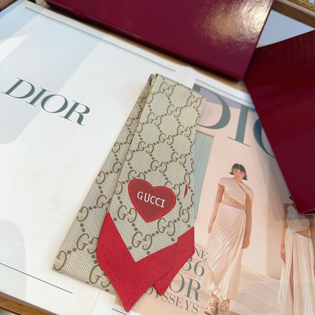 GUCCI 25S RIBBON SCARF 100 IN SILK 591437