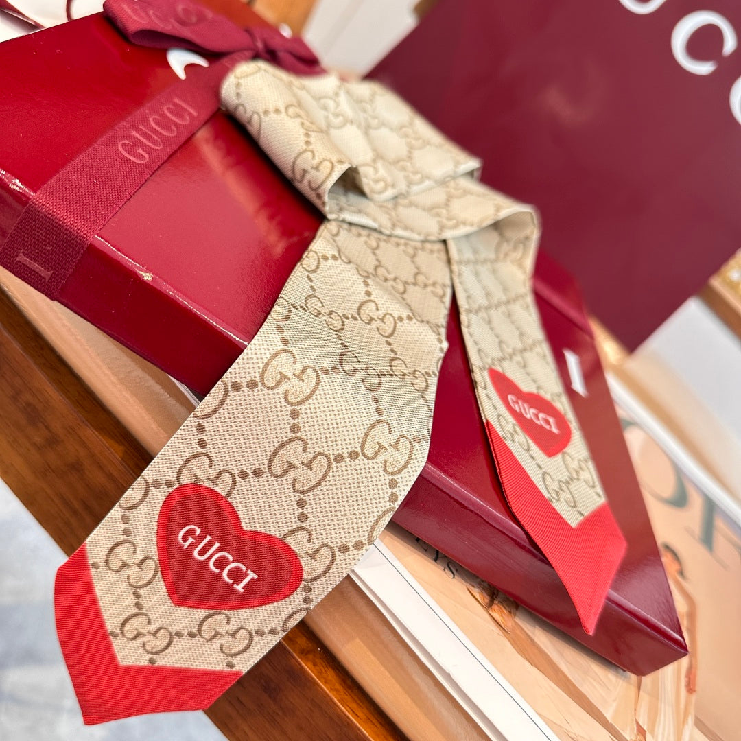 GUCCI 25S RIBBON SCARF 100 IN SILK 591437