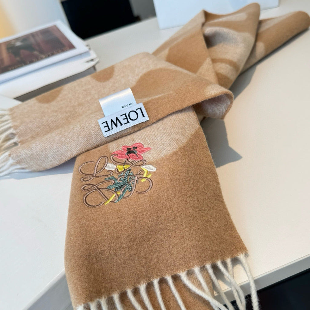 LOEWE 25S SCARF 180 IN CASHMERE 858248