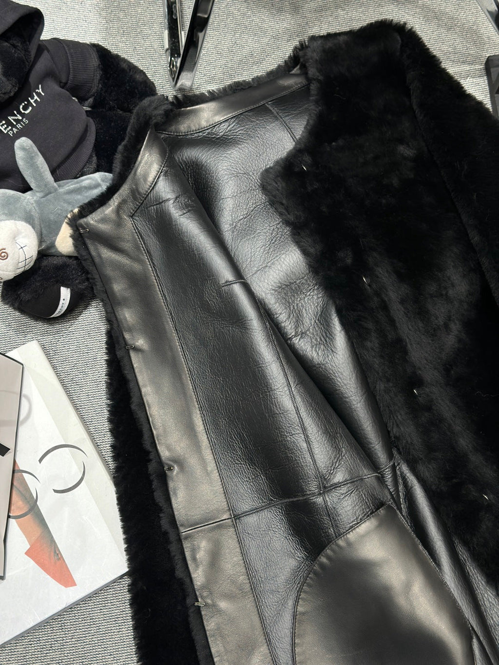 CHANEL 25S SHEEP FUR COAT 505