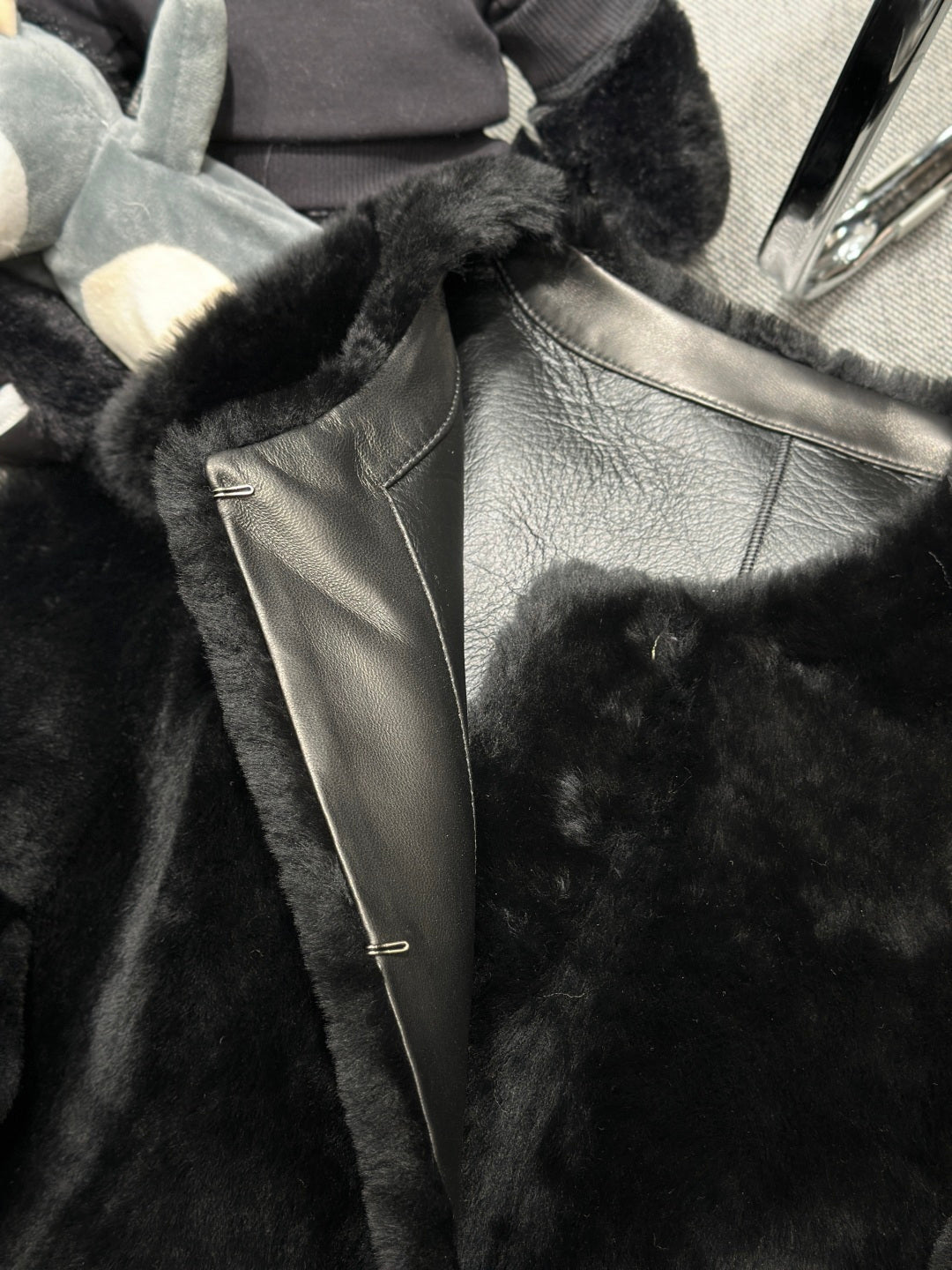 CHANEL 25S SHEEP FUR COAT 505