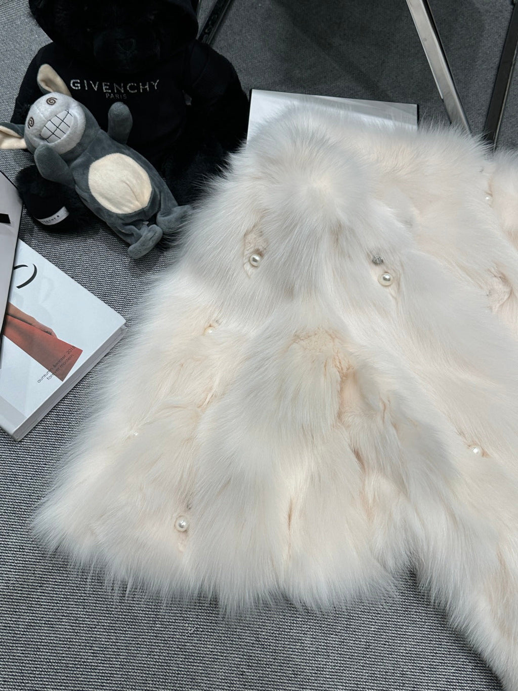 CHANEL 25S FOX FUR JACKET 594