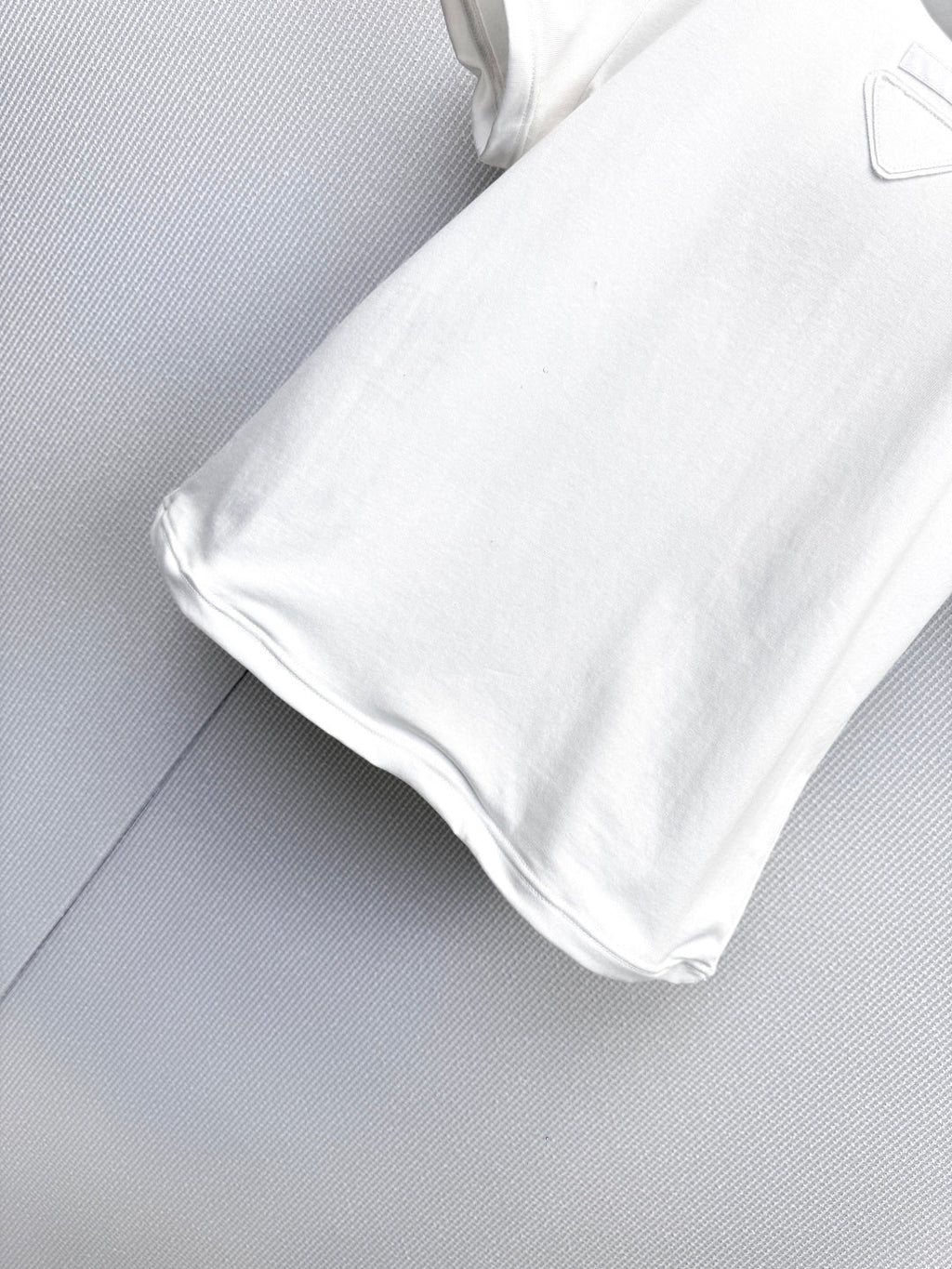 PRADA 25S T-SHIRT 443