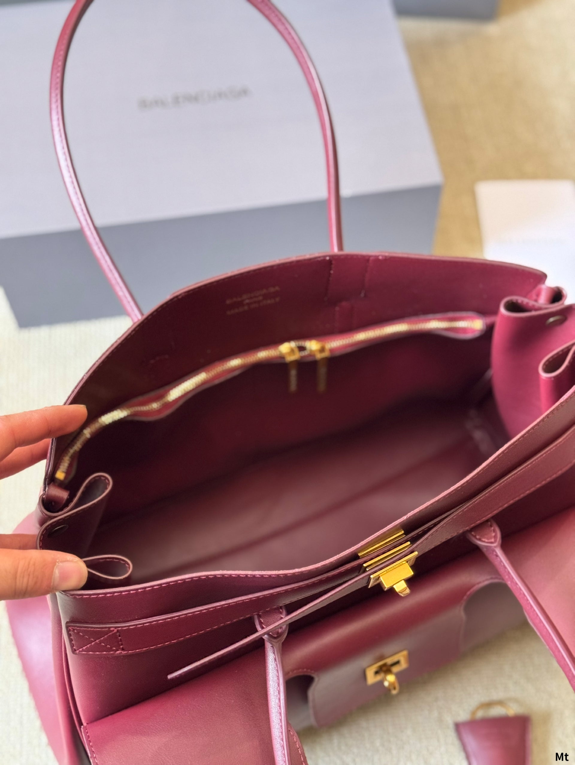 BEL AIR CARRY ALL BAG 35 IN BURGUNDY RED NAPPA LAMBSKIN GOLD HARDWARE