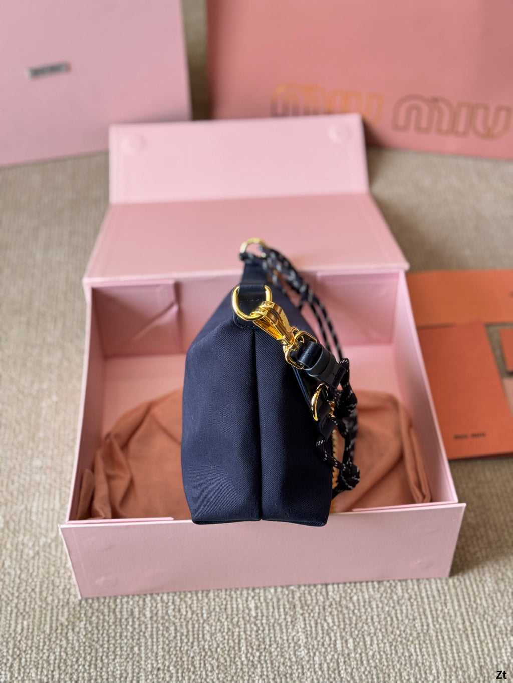 CHAIN SHOULDER BAG 19 IN NAVY BLUE FABRIC GOLD HARDWARE