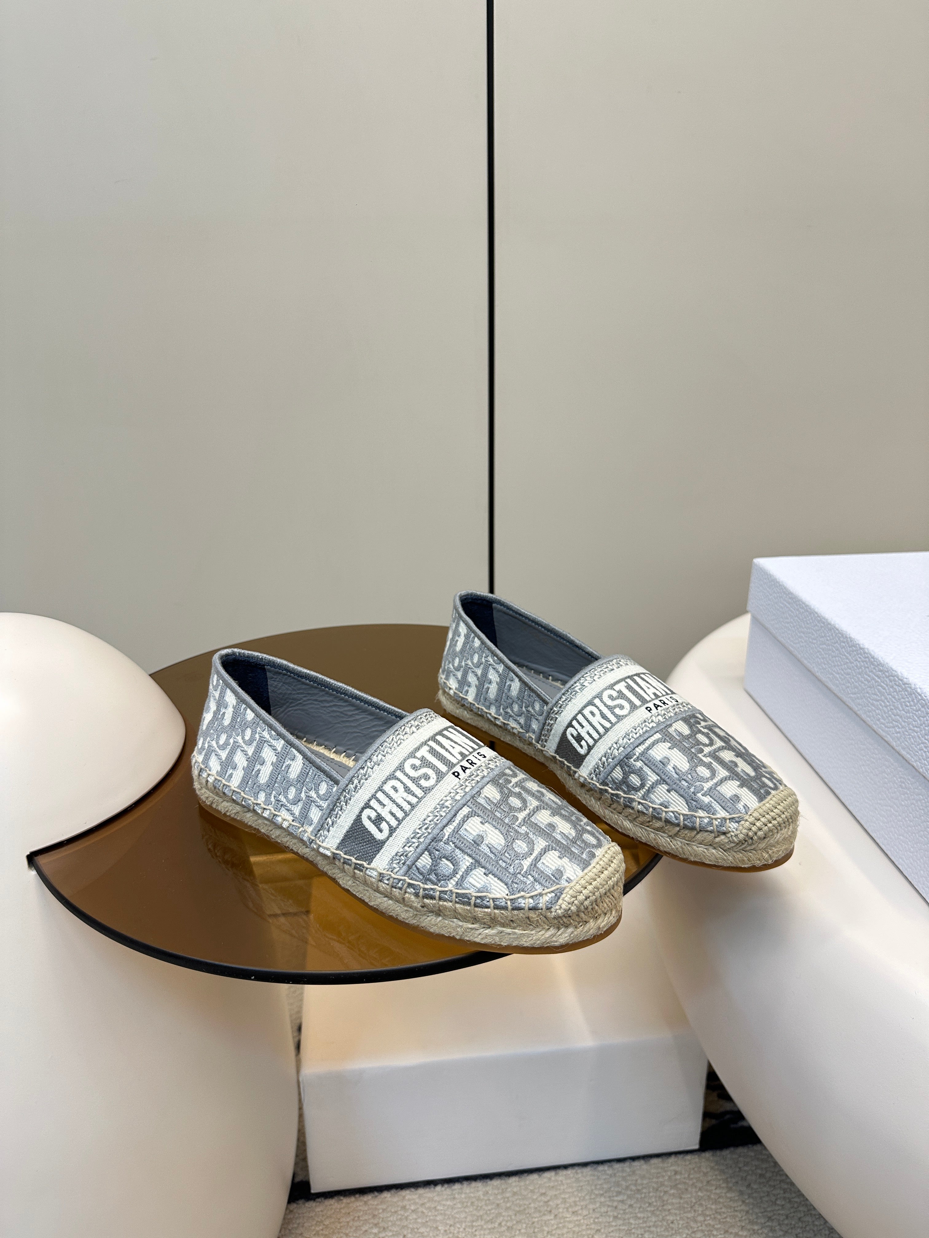 GRANVILLE ESPADRILLES FLAT 25S IN GRAY OBLIQUE EMBROIDERED COTTON