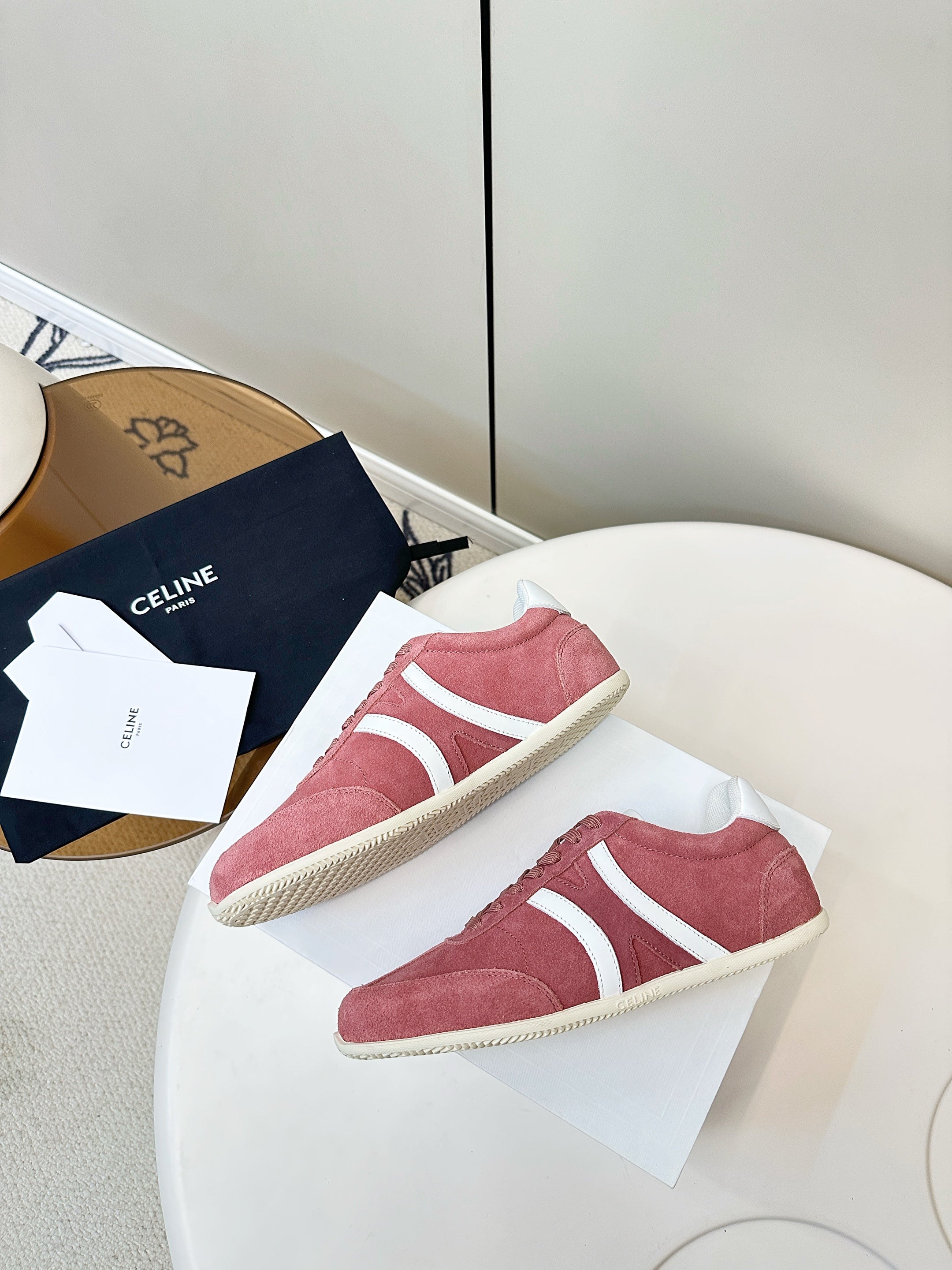 CELINE 25S JOGGER LOW LACE UP SNEAKER WITH TRIOMPHE IN BABY PINK SUEDE