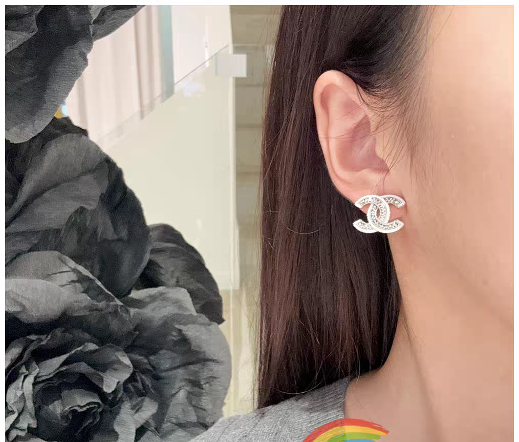 DOUBLE C STUD EARRINGS WITH WHITE TRIM AND CLEAR STONE LOGO