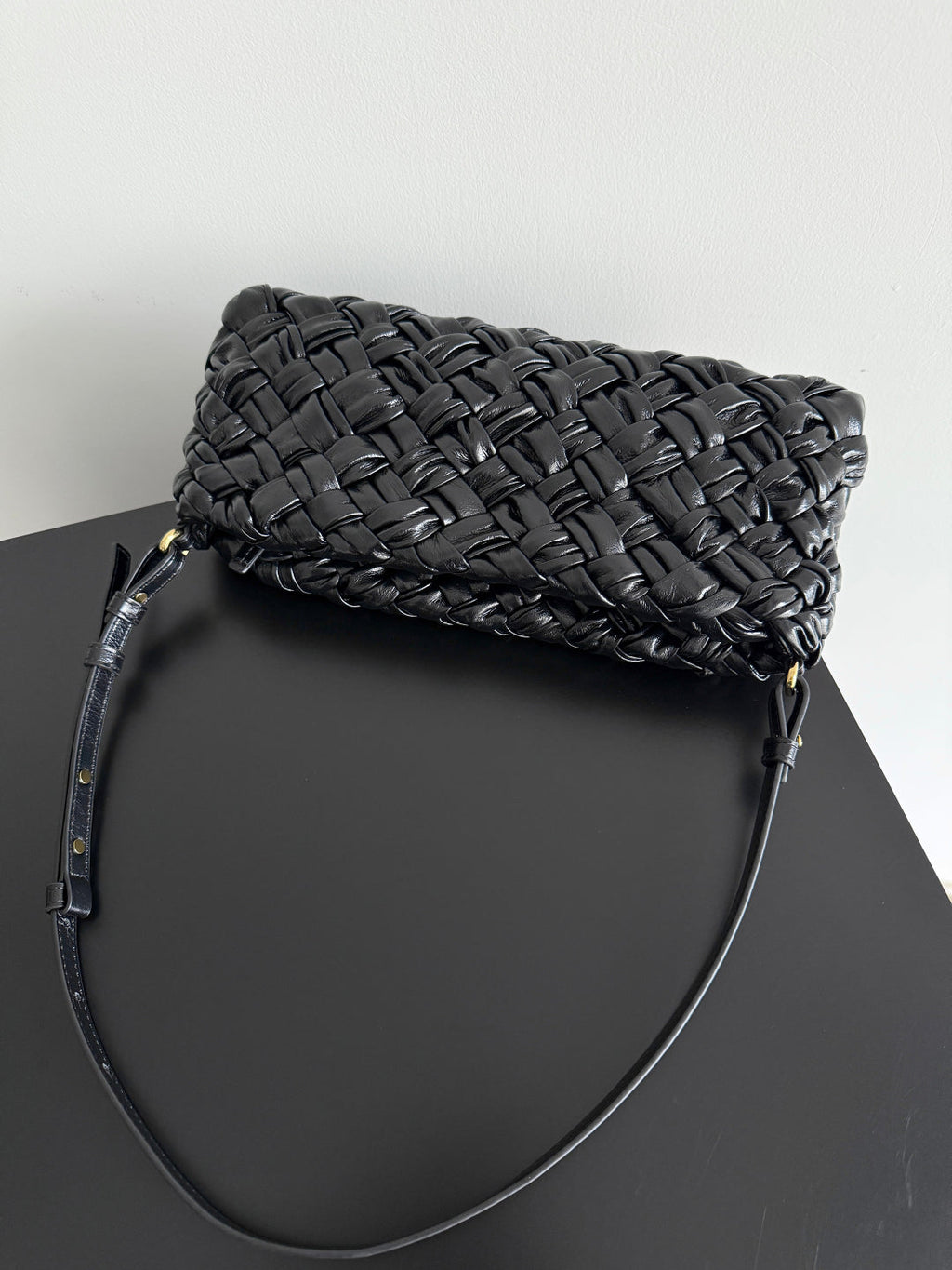 KELIMERO CHA-CHA CLUTCH 28.5 IN BLACK LAMBSKIN