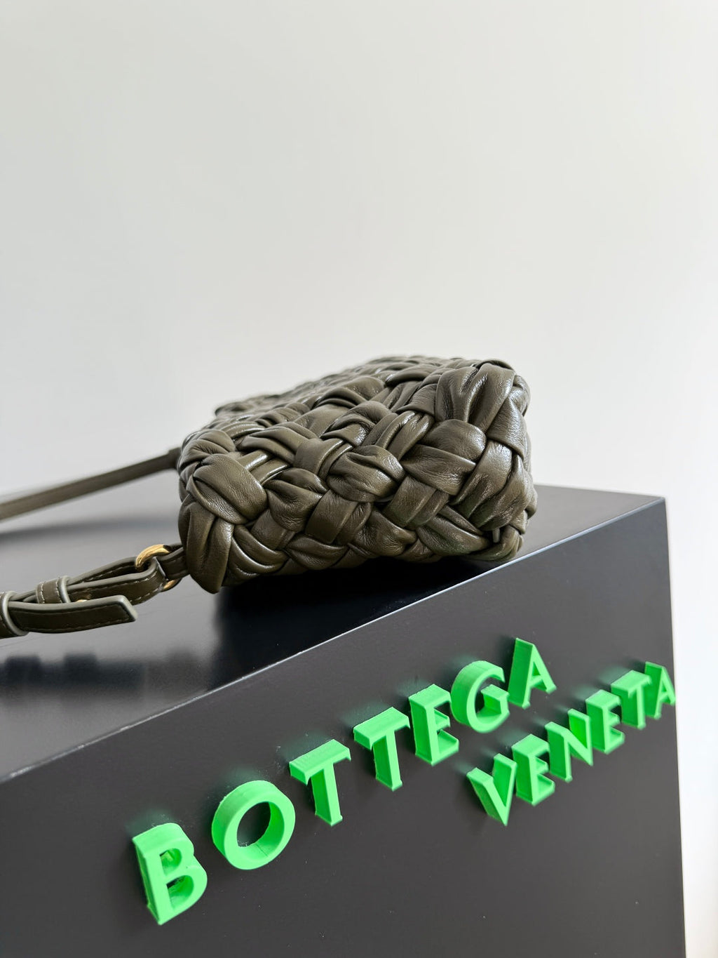 KELIMERO CHA-CHA CLUTCH 28.5 IN DARK GREEN LAMBSKIN