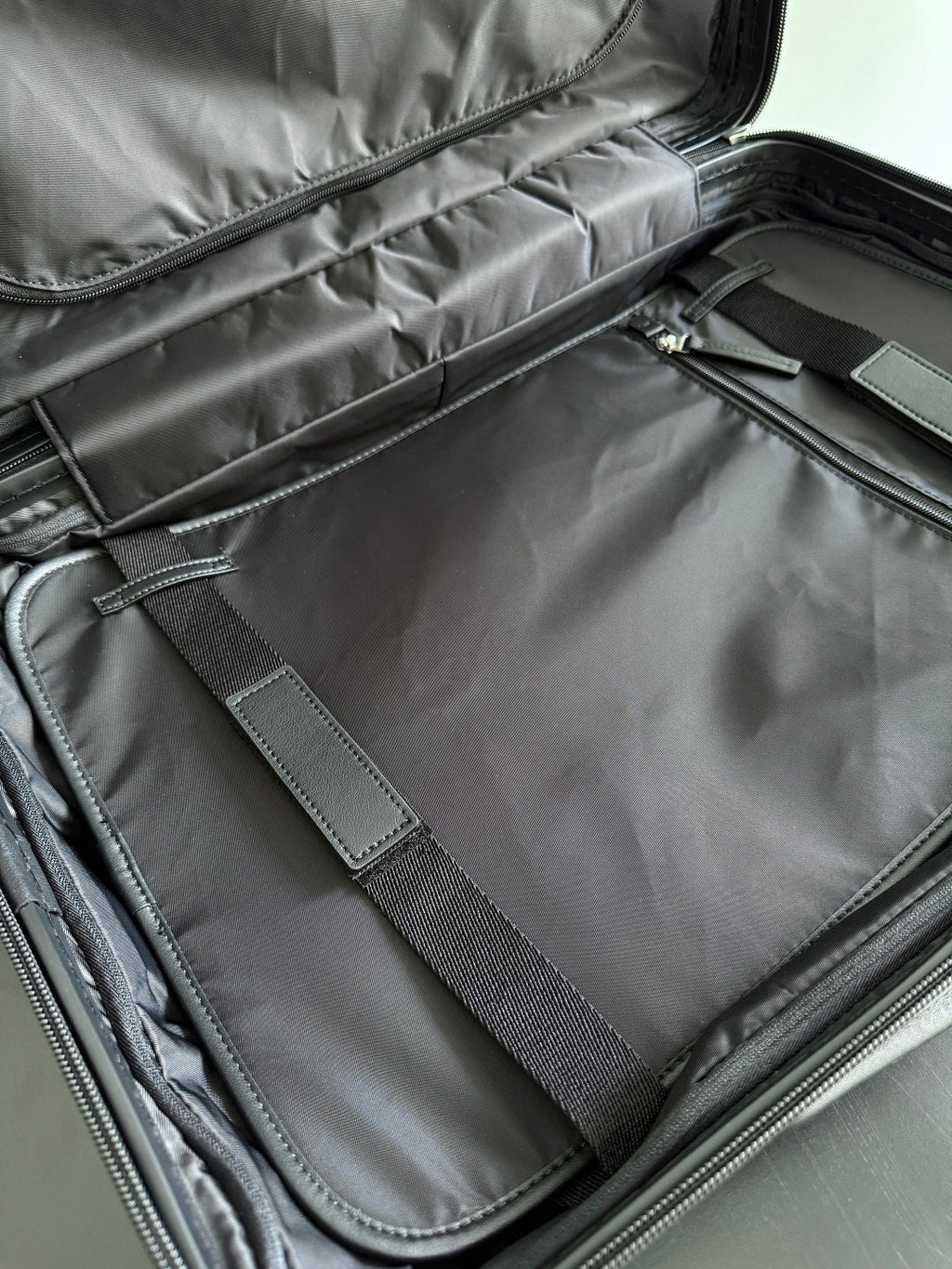 BOTTEGA VENETA 25S ODYSSEY CABIN 3D INTRECCIO PATTERN LUGGAGE 55 IN OLIVE GREEN CALFSKIN