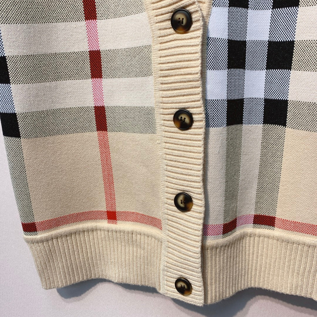 BURBERRY 25S KNIT VEST 294