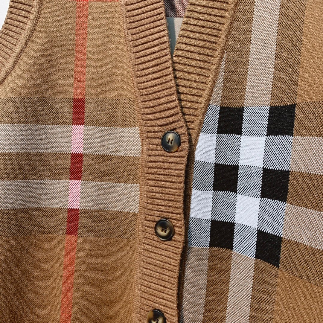 BURBERRY 25S KNIT VEST 293