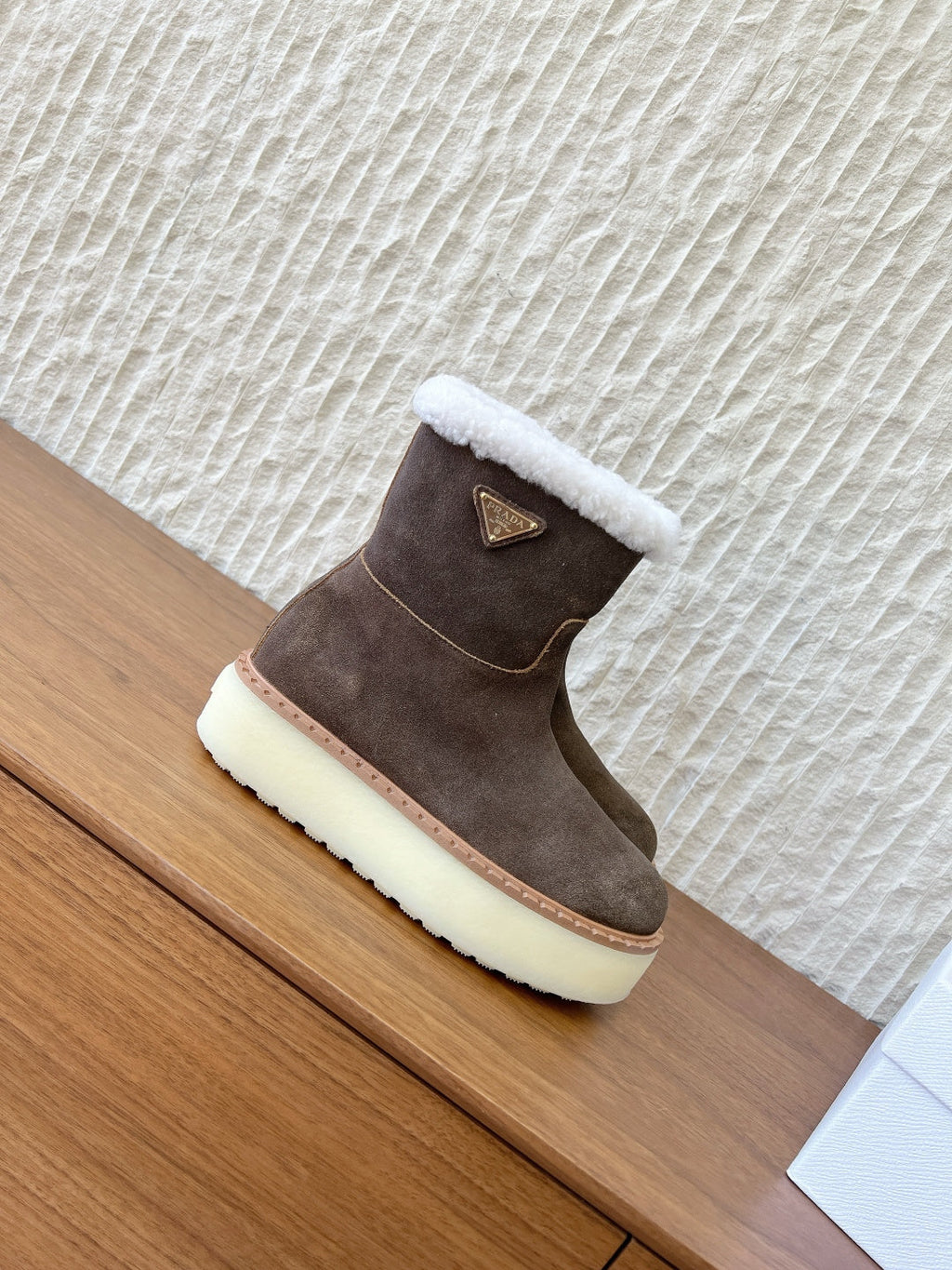 PRADA 25S ANKLE BOOTS 40 MM IN MUTED BROWN GRAY SUEDE SHEARLING-LINED