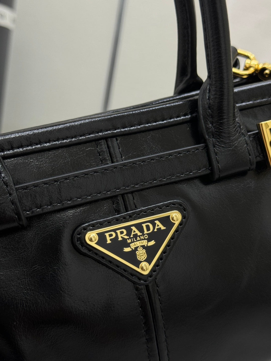 PRADA 25S BONNIE MINI HANDBAG 23 IN BLACK CALFSKIN GOLD HARDWARE