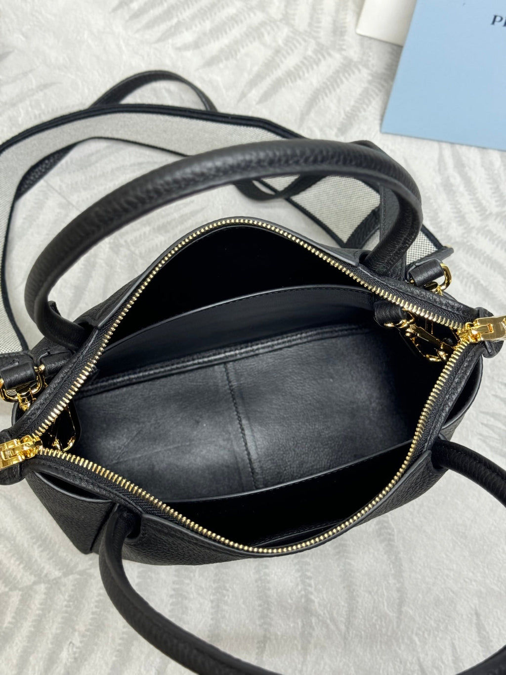PRADA 25S SMALL BAG 23 IN BLACK CALFSKIN GOLD HARDWRE