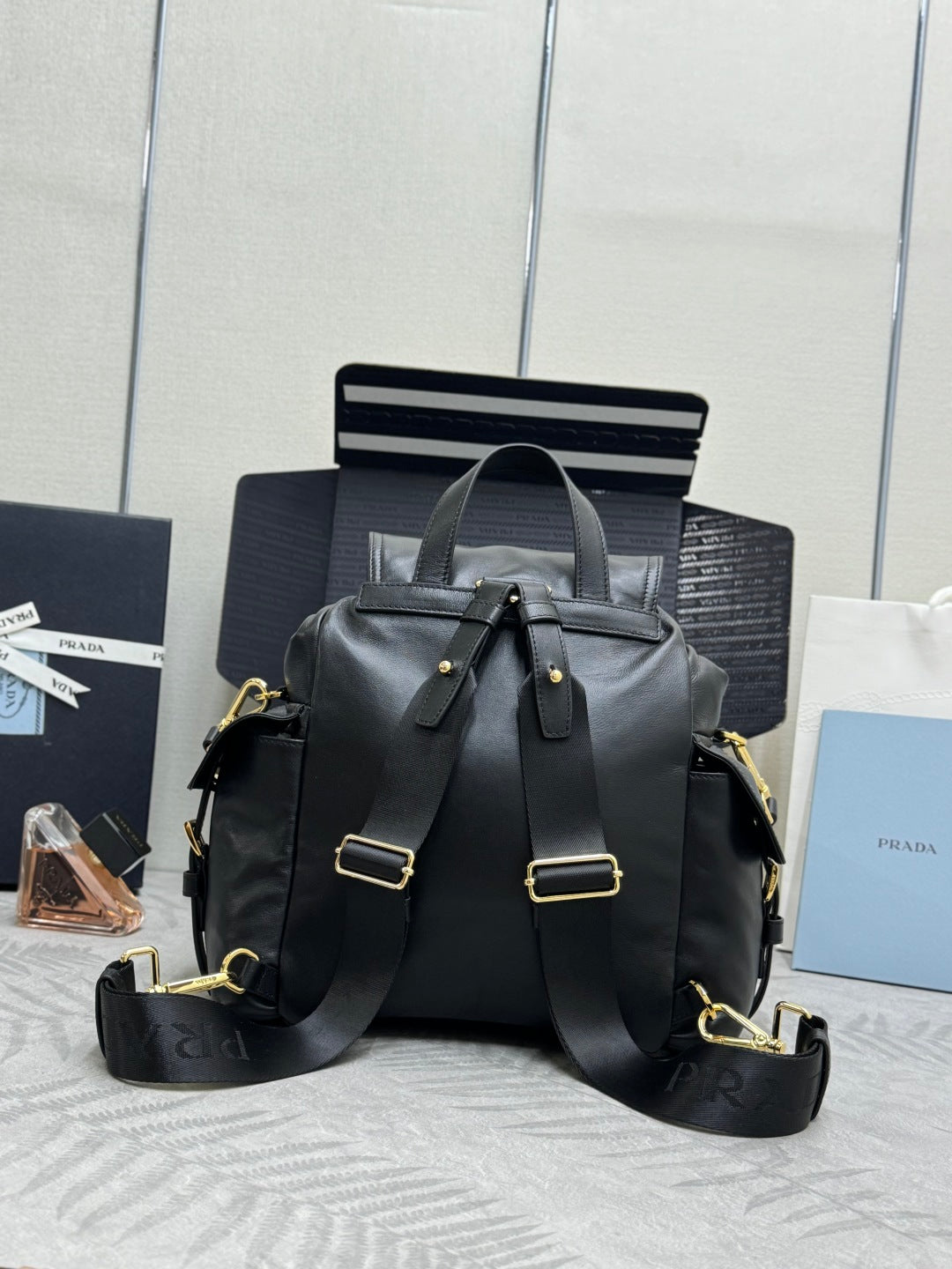 PRADA 25S EXPLORE MEDIUM BACKPACK 29 IN BLACK CALFSKIN GOLD HARDWARE