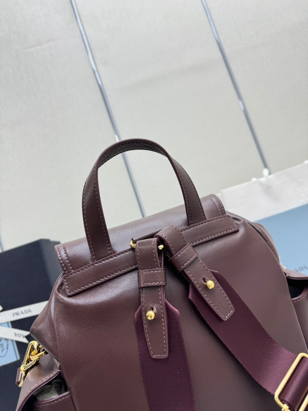 PRADA 25S EXPLORE MEDIUM BACKPACK 29 IN SIENNA CALFSKIN GOLD HARDWRE