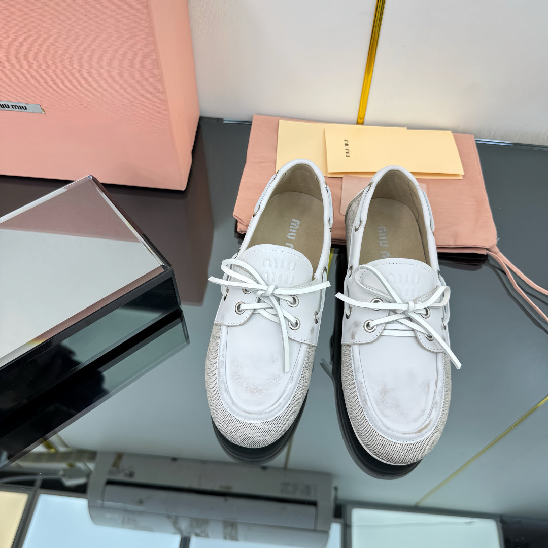 BOAT SHOES IN OFF WHITE CALFSKIN AND CANVAS