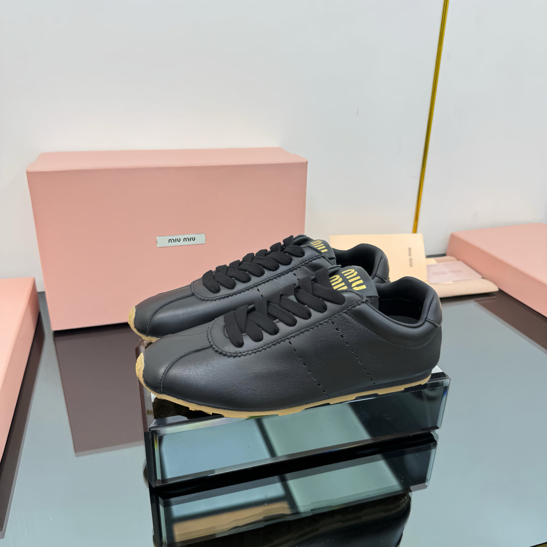 PLUME NAPPA SNEAKERS IN BLACK CALFSKIN