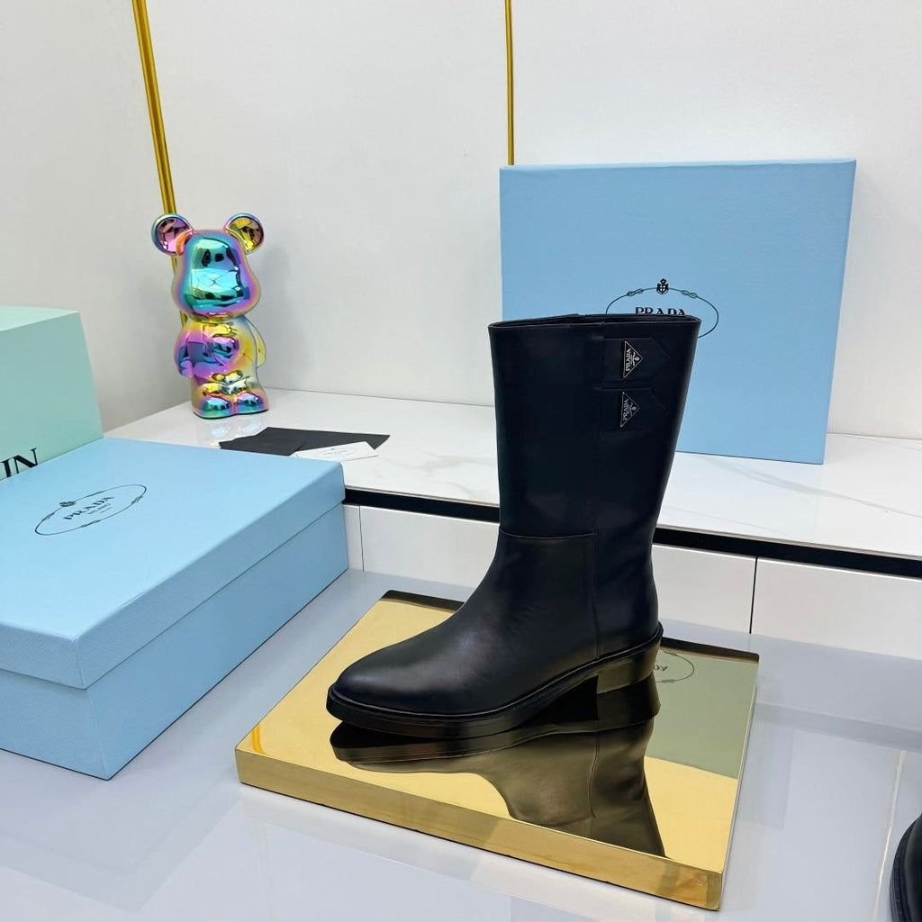 PRADA 25S BROOKLYN BOOTS 50MM IN BLACK CALFSKIN WITH LOGO