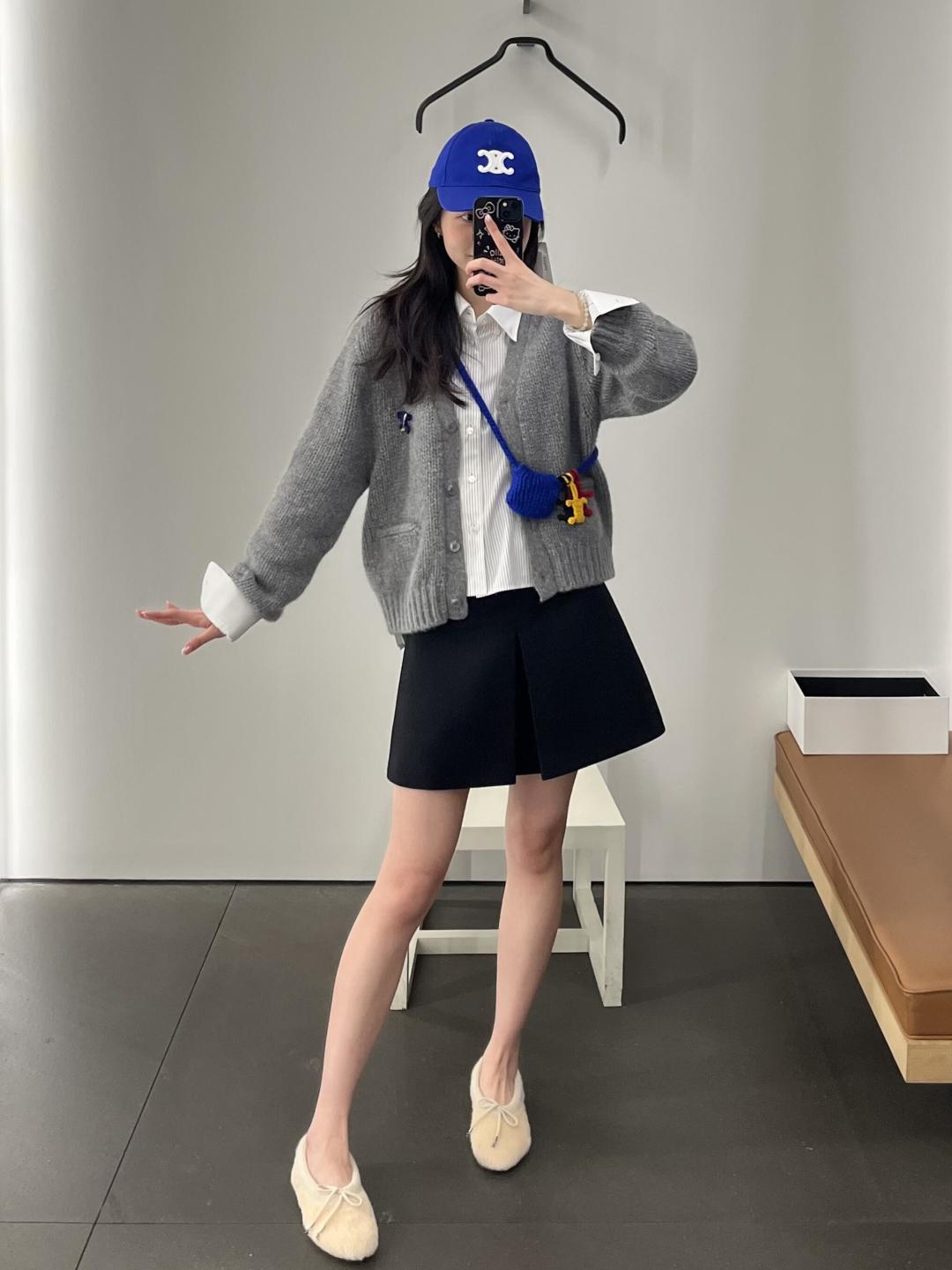 CELINE 25S KNITTED CARDIGAN 0001