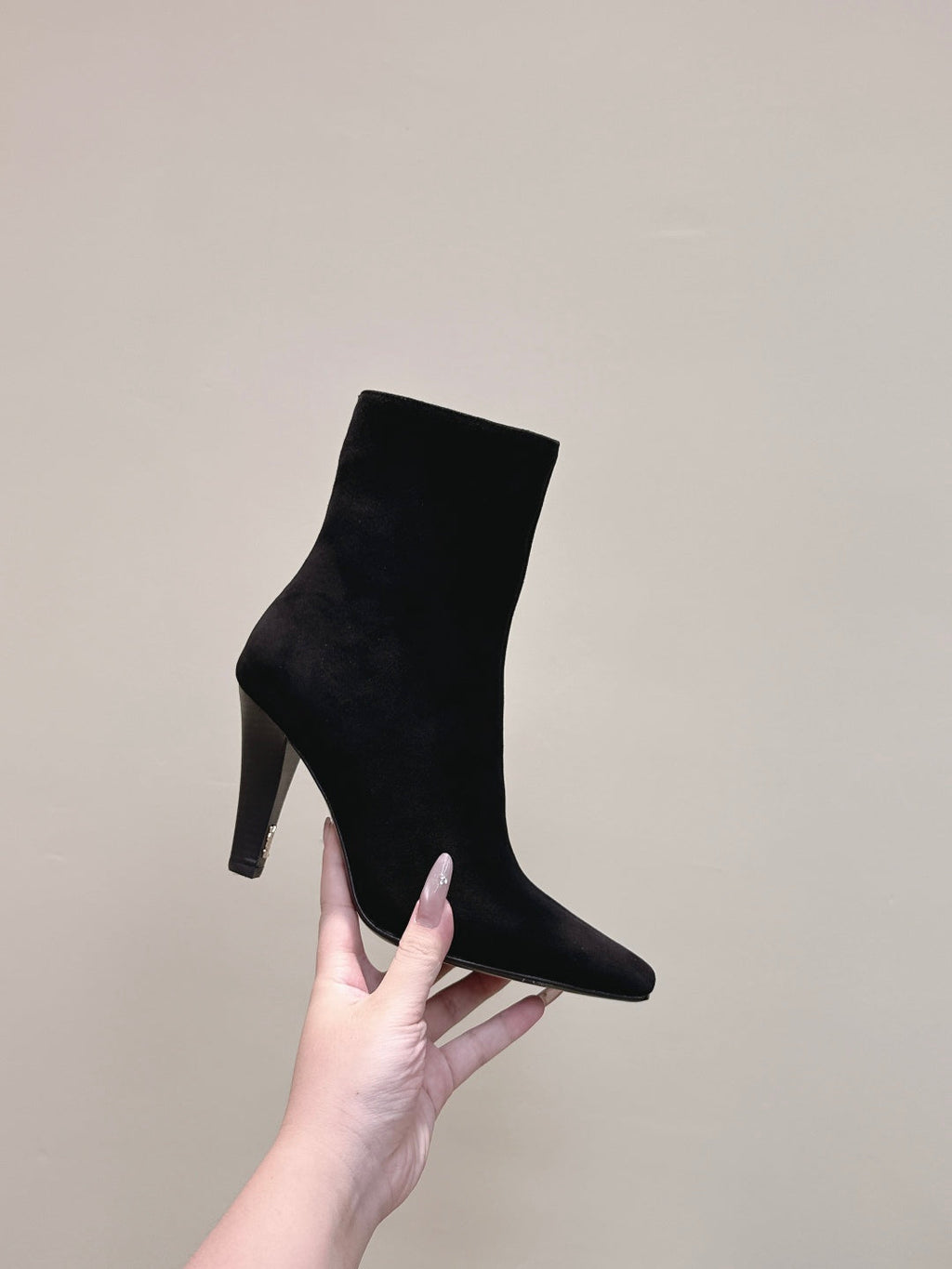 YSL 25S HEELED ANKLE BOOTS 75 MM IN BLACK SUEDE