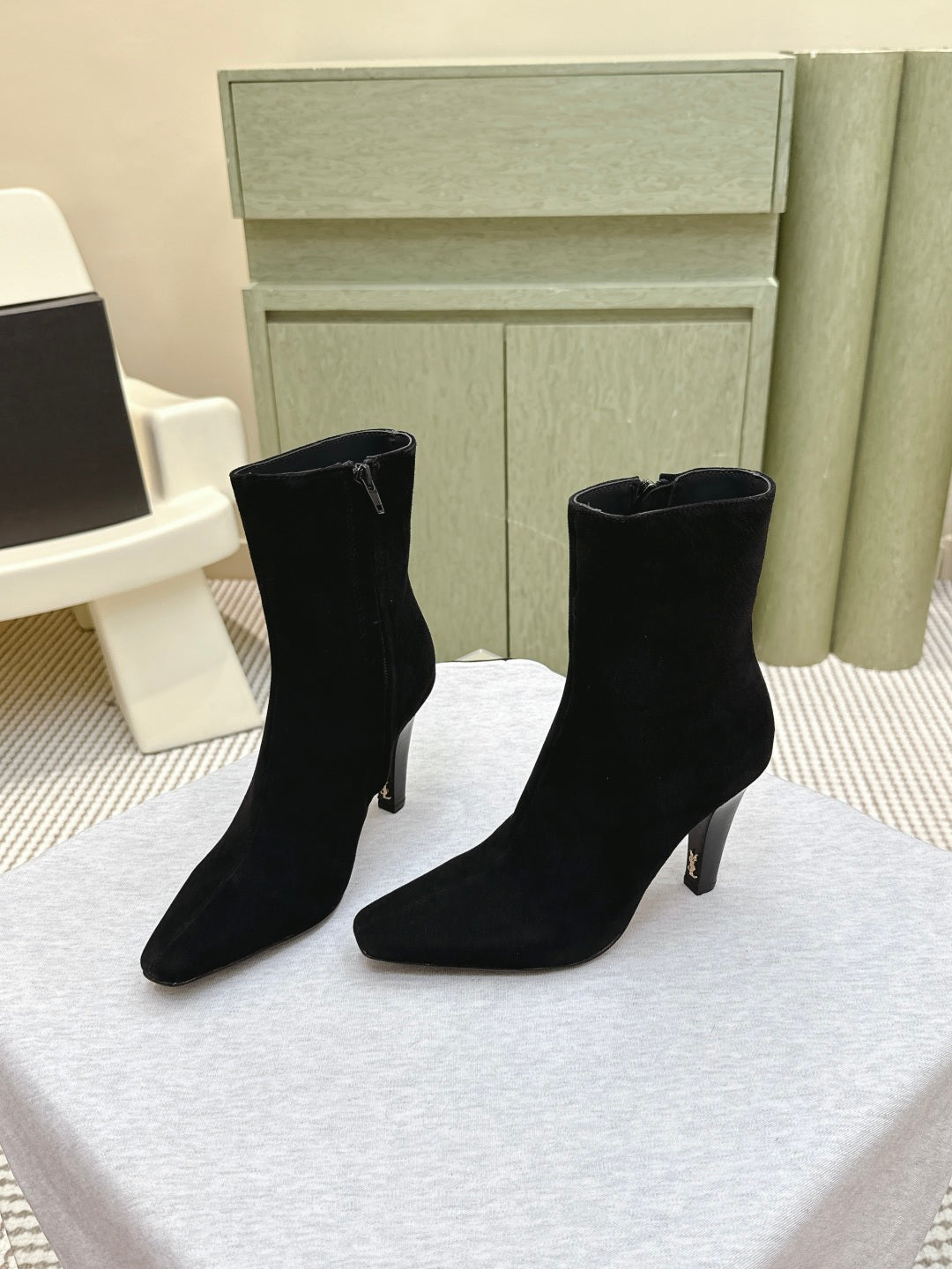 YSL 25S HEELED ANKLE BOOTS 75 MM IN BLACK SUEDE