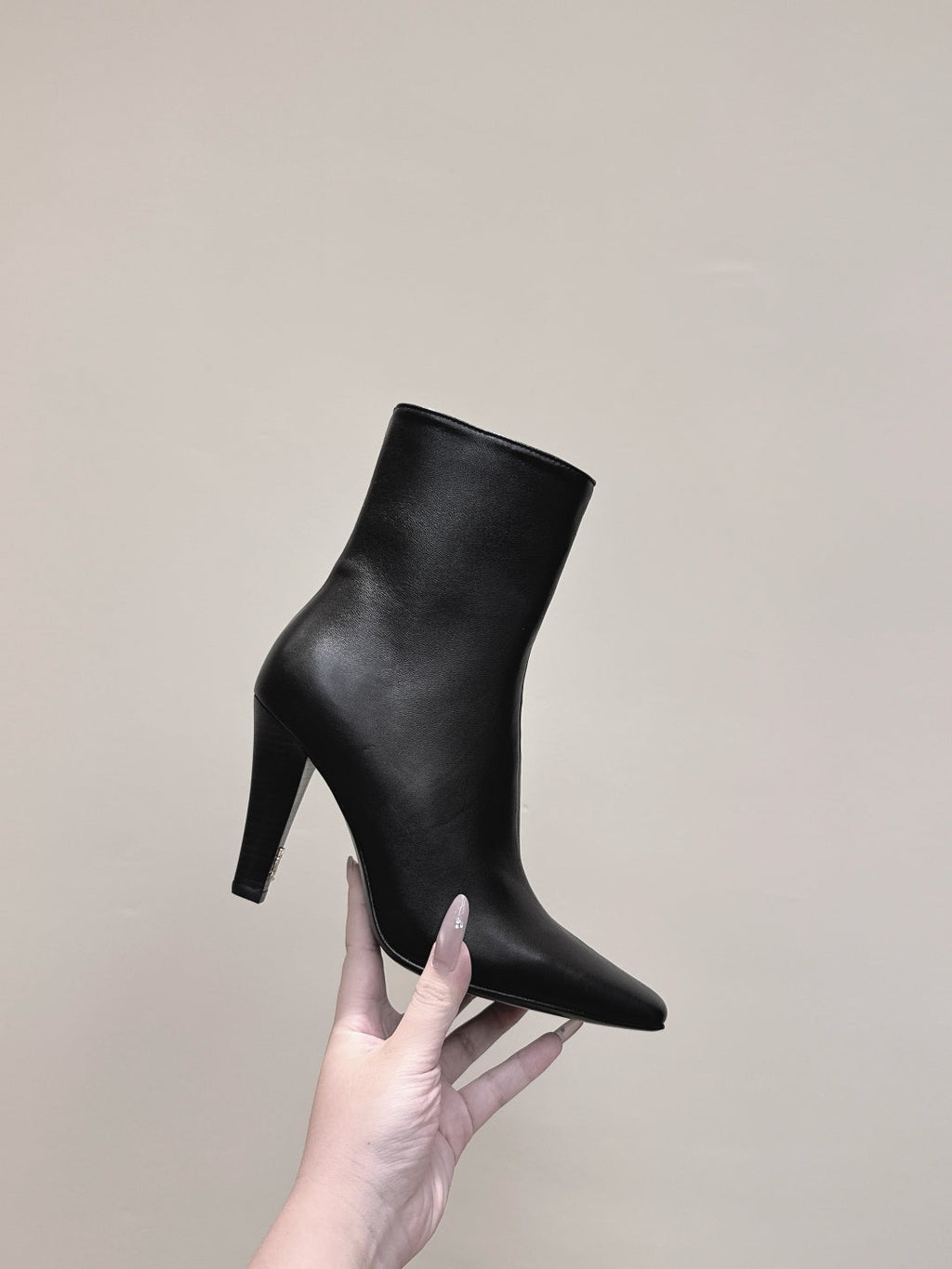YSL 25S HEELED ANKLE BOOTS 75 MM IN BLACK LAMBSKIN