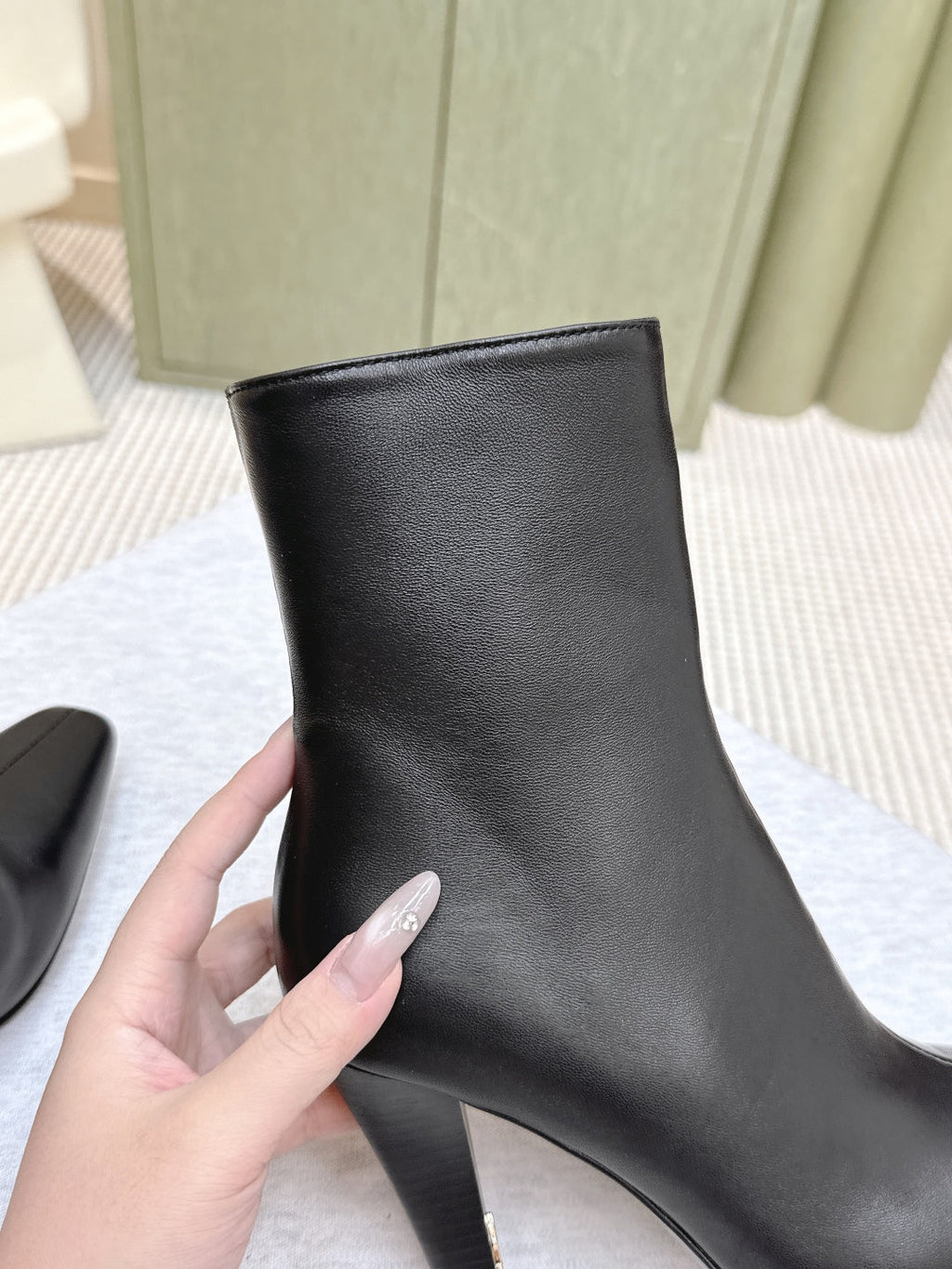 YSL 25S HEELED ANKLE BOOTS 75 MM IN BLACK LAMBSKIN