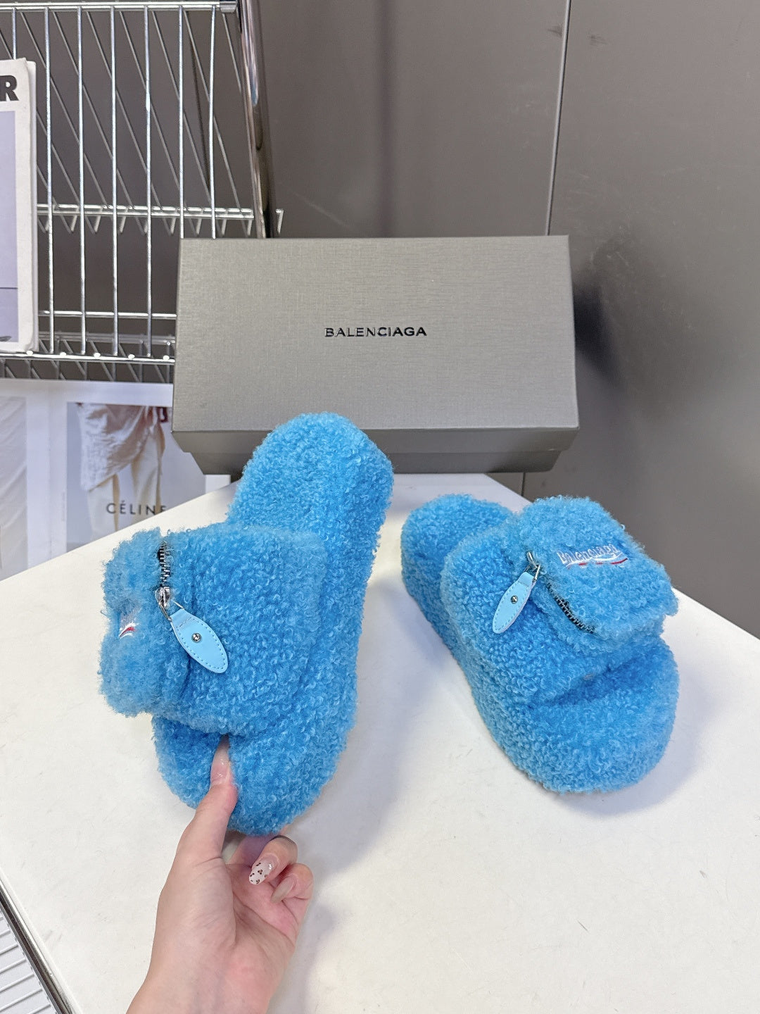 BALENCIAGA 25S SLIPPERS IN BLUE FAUX SHEARLING