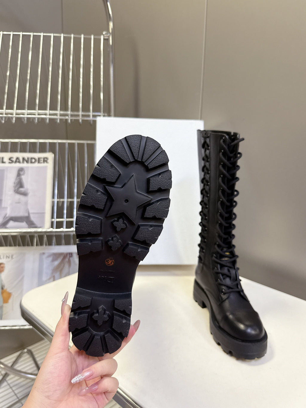 DIOR 25S D-ROAD BOOT IN BLACK GRAINED CALFSKIN