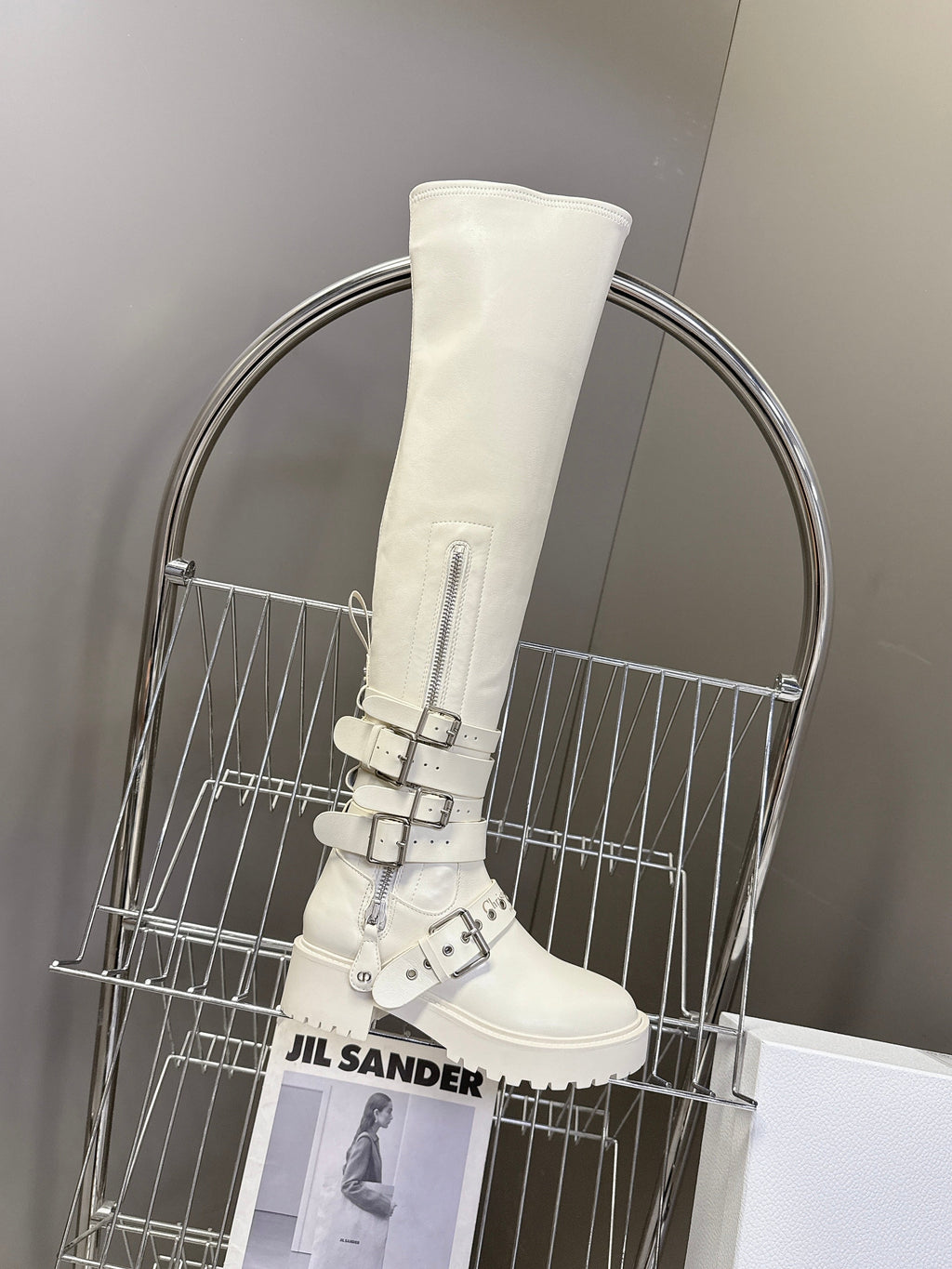 DIOR D-FIGHT BOOT 25S IN WHITE CALFSKIN WITH SILVER HARDWARE