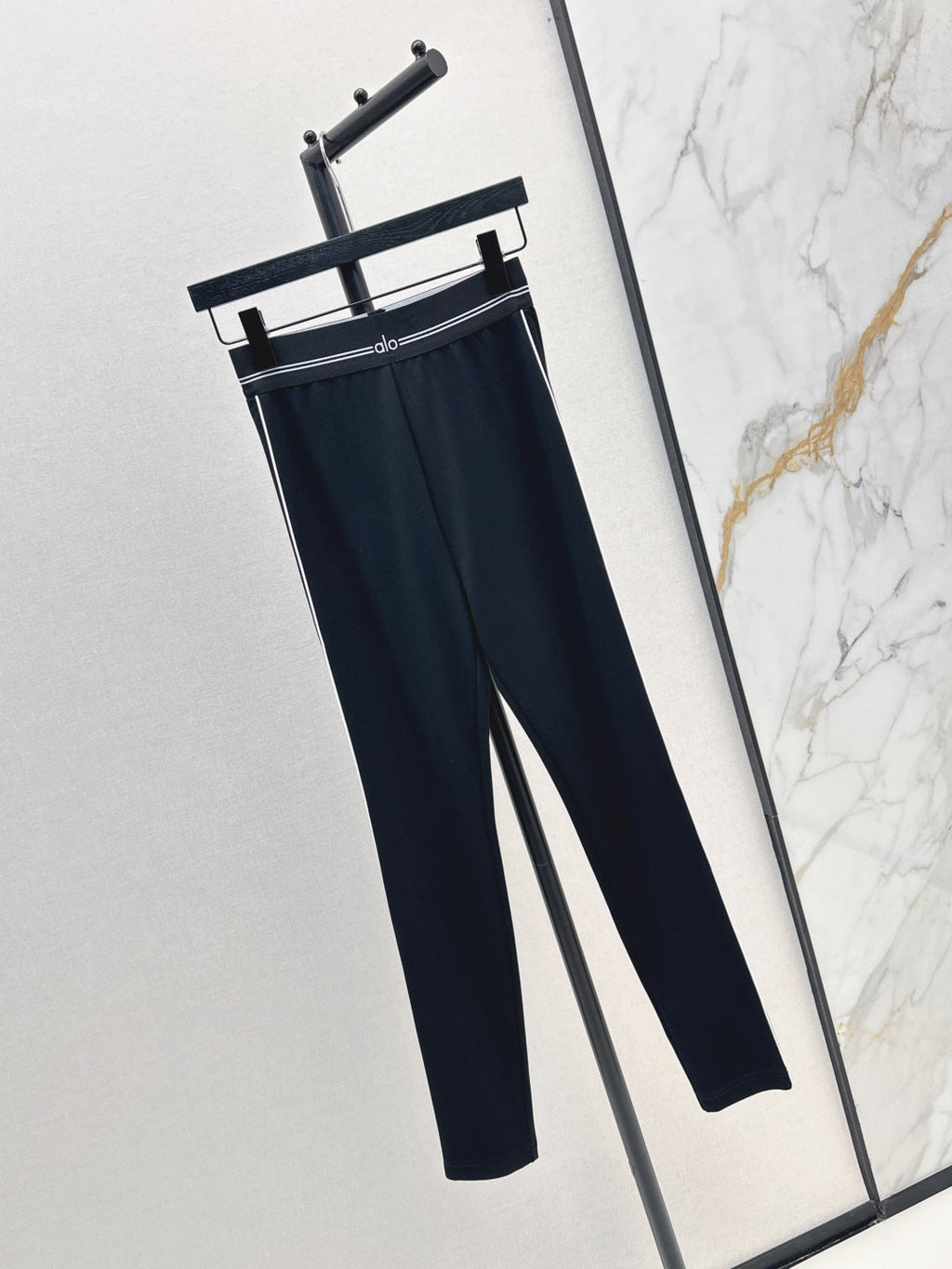 ALO LEGGINGS STYLE 125