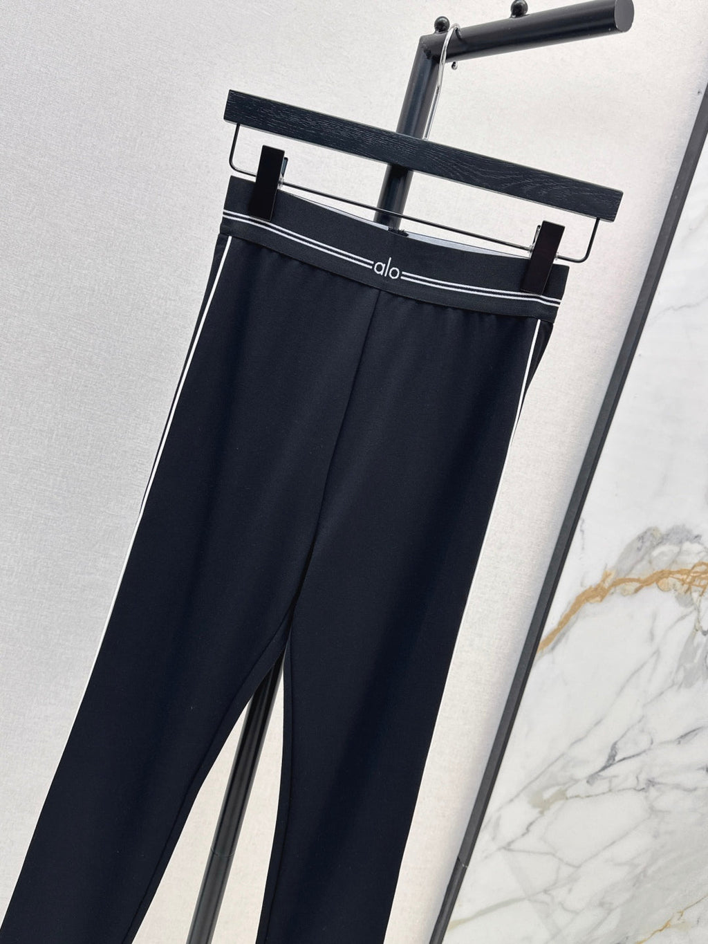 ALO LEGGINGS STYLE 125