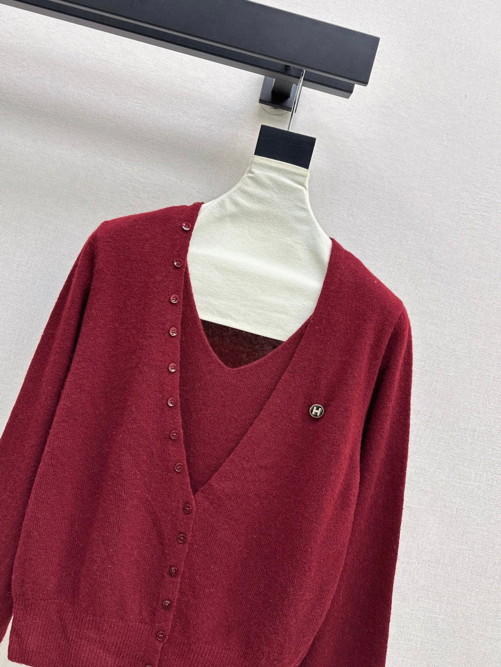 HERMES 25S V-NECK SWEATER 256