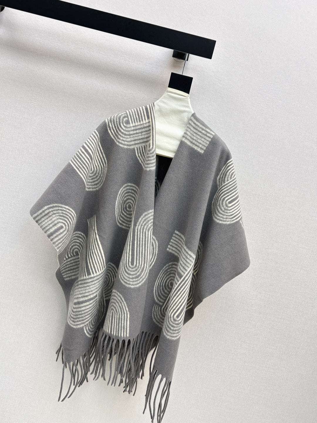 HERMES 25S JACQUARD CAPE COAT 320