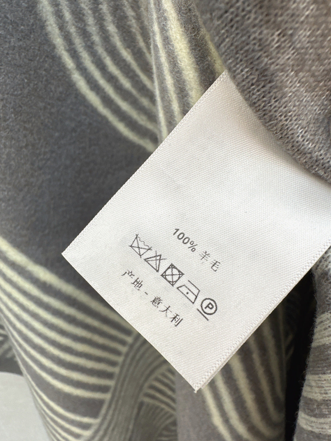 HERMES 25S JACQUARD CAPE COAT 320