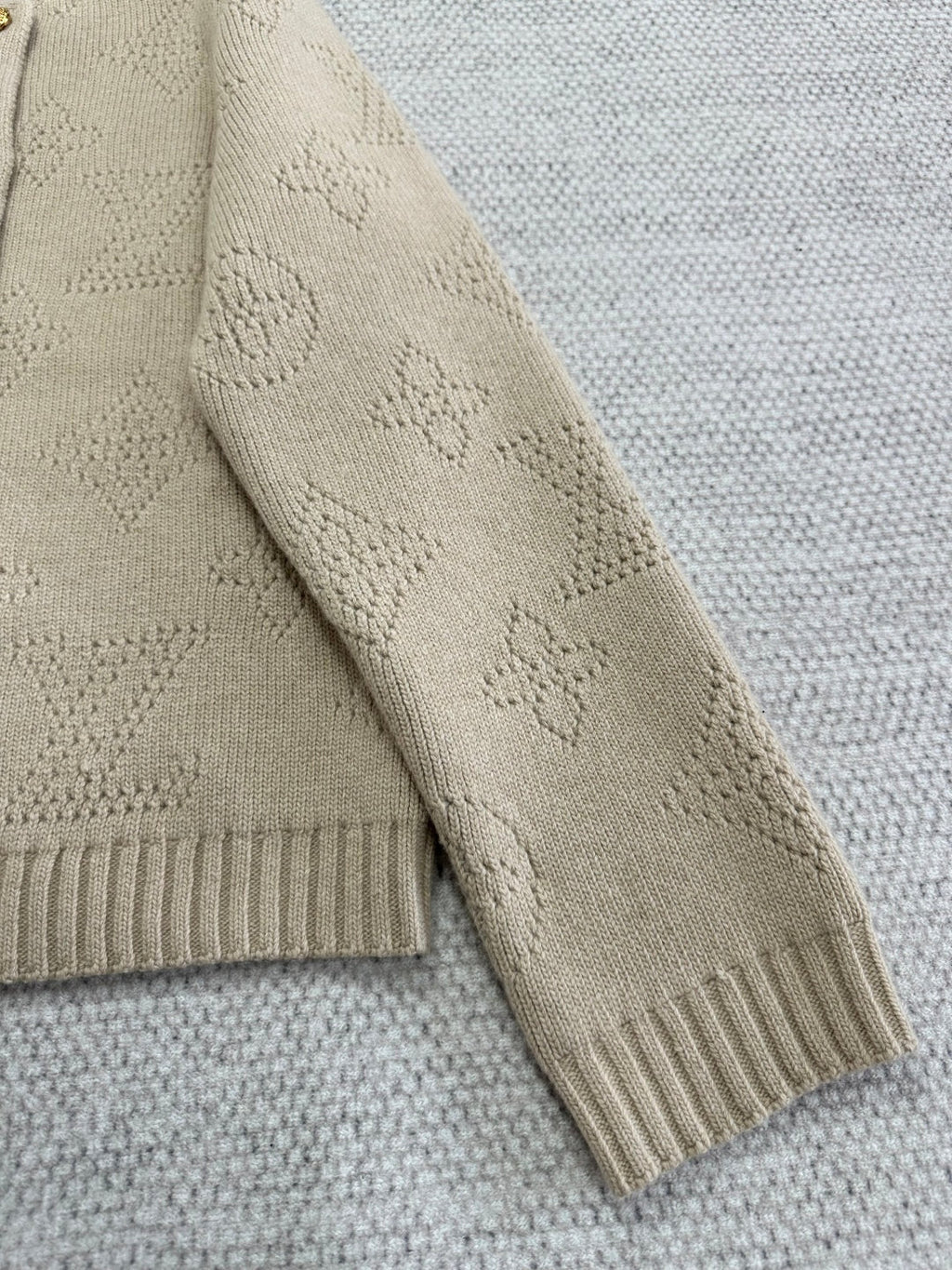 LV 25S WOOL CARDIGAN 0008