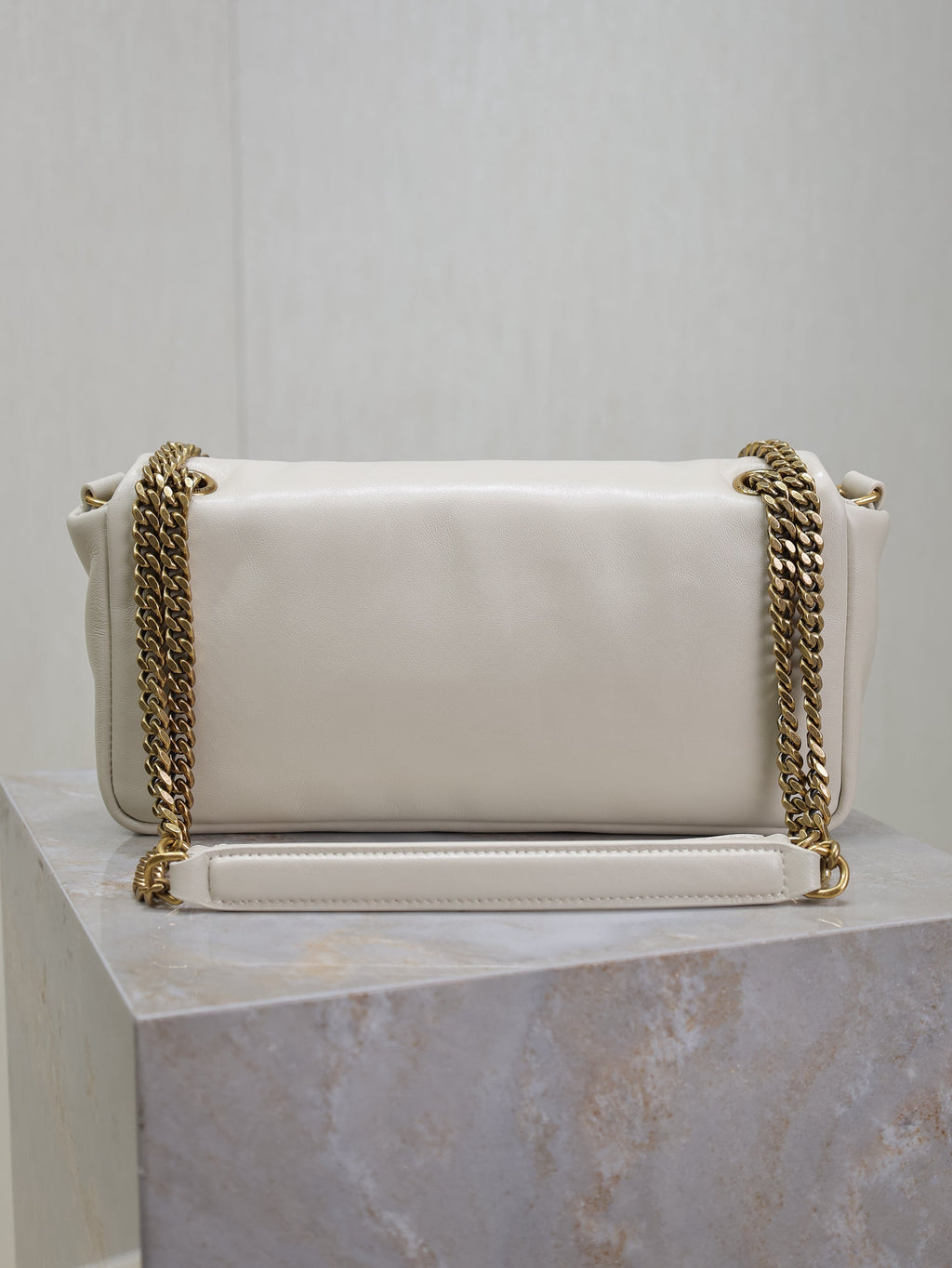 YSL 25S CALYPSO HANDBAG 26 IN IVORY LAMBSKIN GOLD HARDWARE