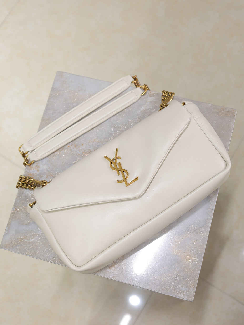 YSL 25S CALYPSO HANDBAG 26 IN IVORY LAMBSKIN GOLD HARDWRE