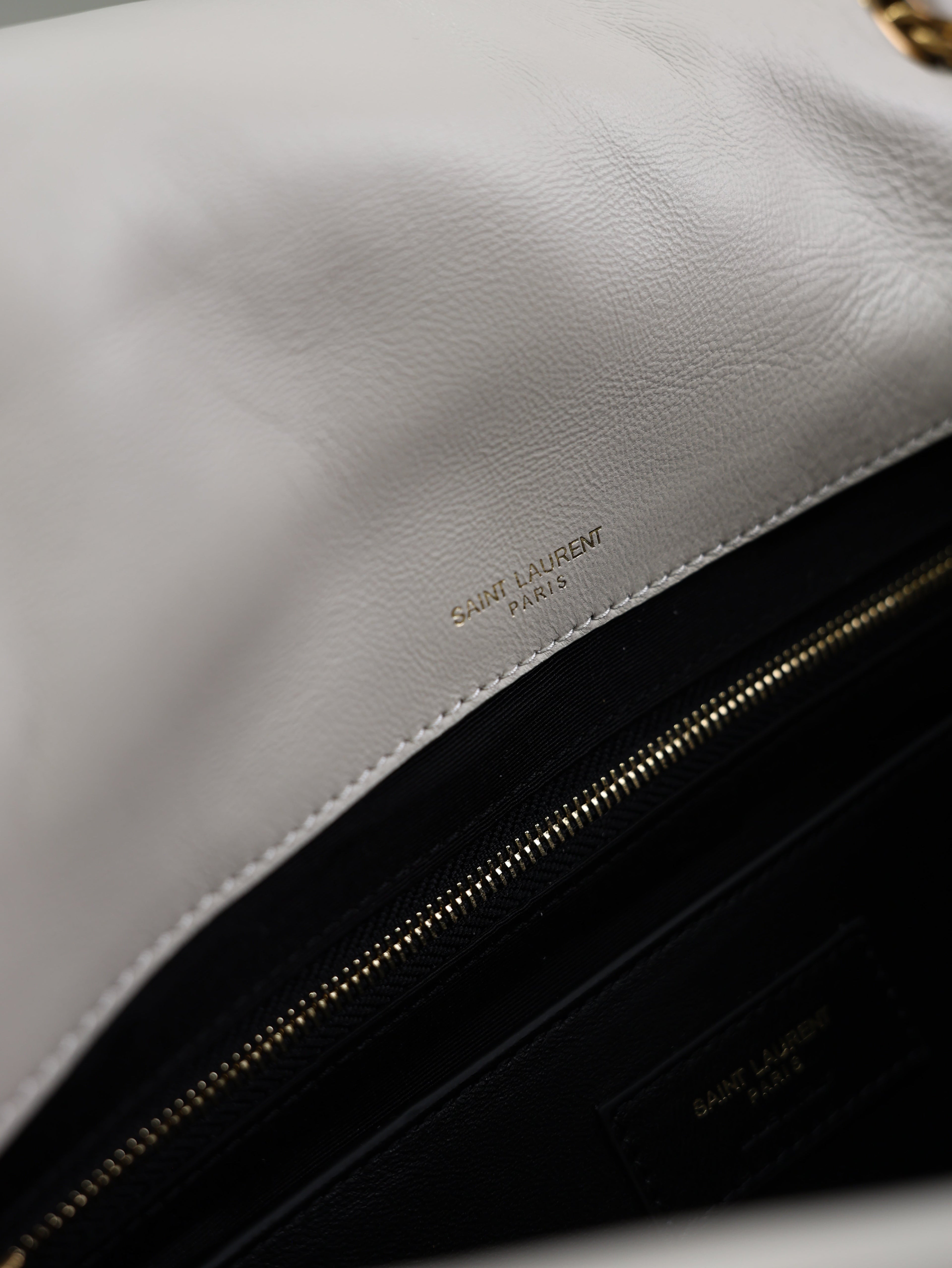 YSL 25S JAMIE 4.3 29 IN BLANC VINTAGE LAMBSKIN GOLD HARDWARE