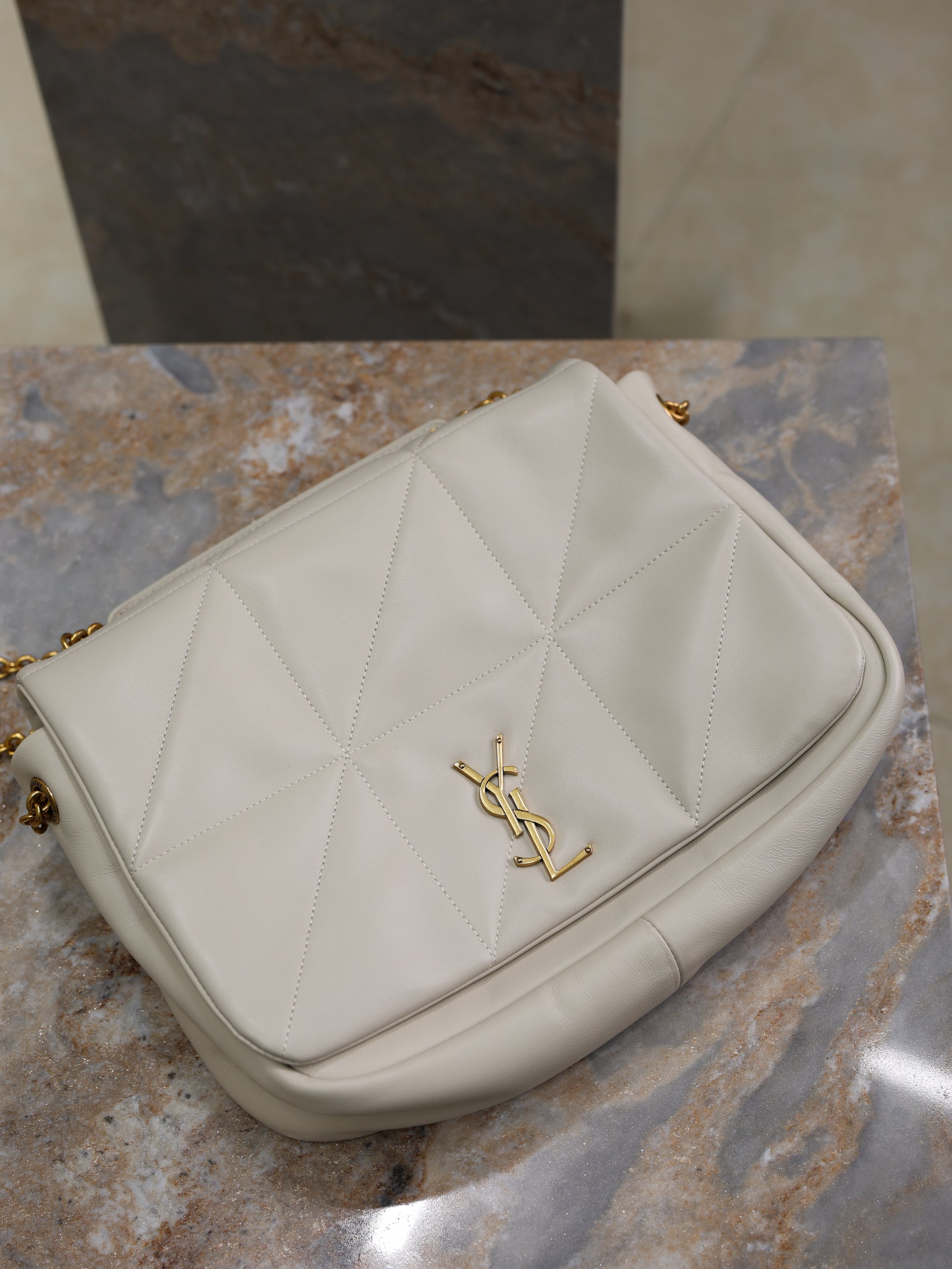 YSL 25S JAMIE 4.3 29 IN BLANC VINTAGE LAMBSKIN GOLD HARDWARE