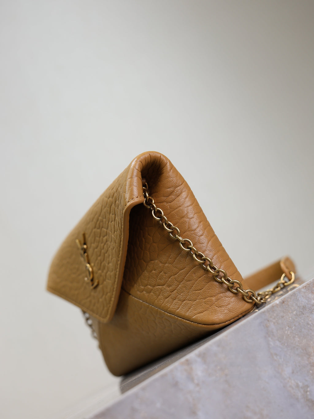 YSL 25S CALYPSO MINI 19 IN CARAMEL LAMBSKIN GOLD HARDWARE