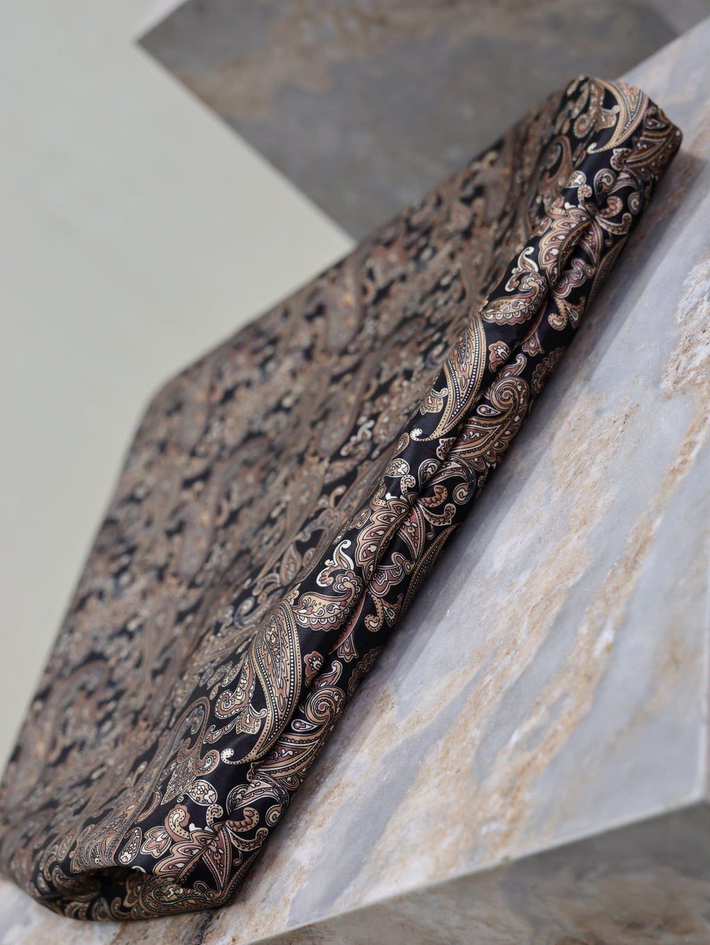 YSL 25S AMALIA 50 IN NAVY MULTICOLOR  SILK TWILL GOLD HARDWRE