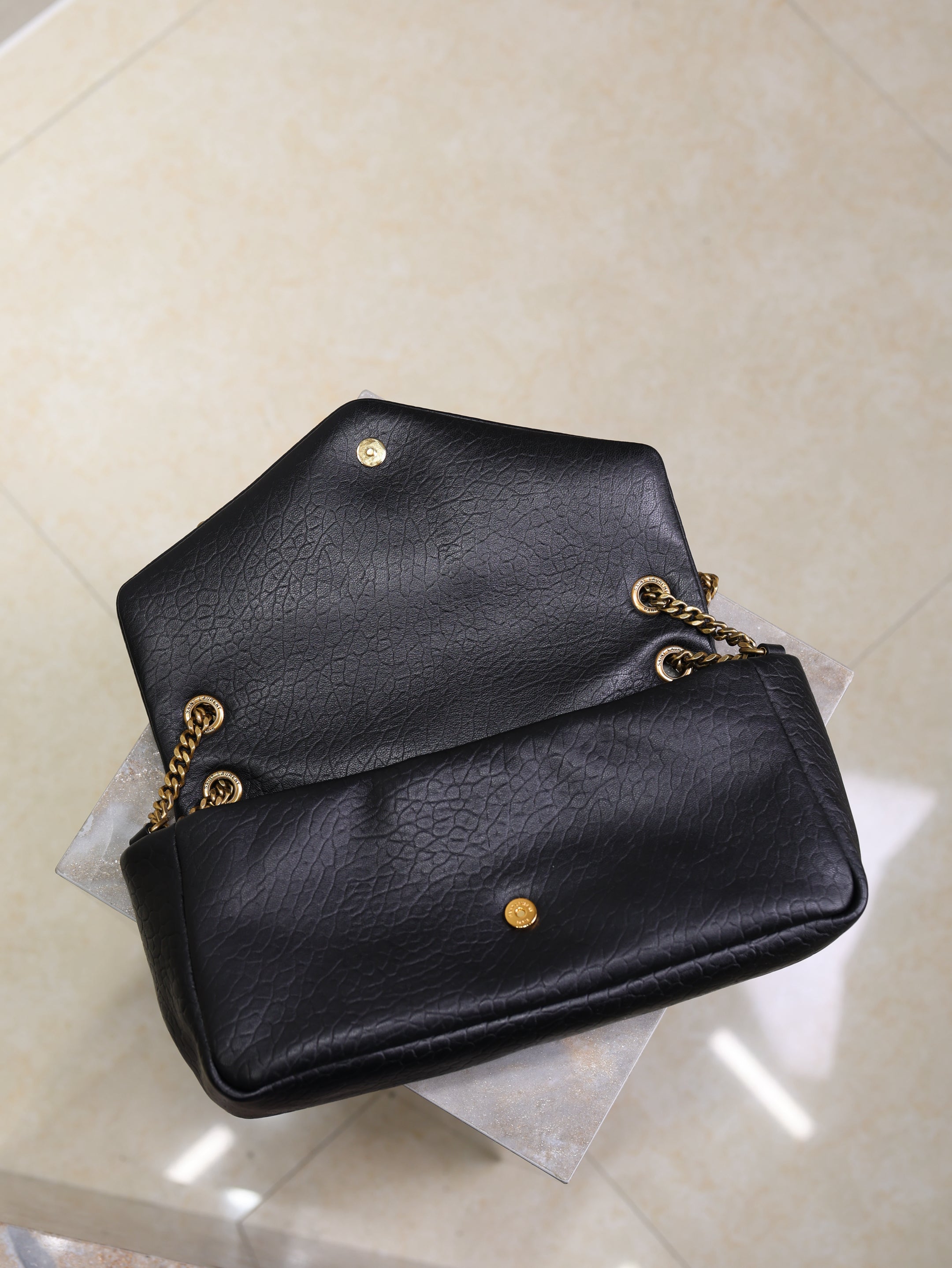 YSL 25S CALYPSO 30 IN BLACK GRAINED CALFSKIN GOLD HARDWRE