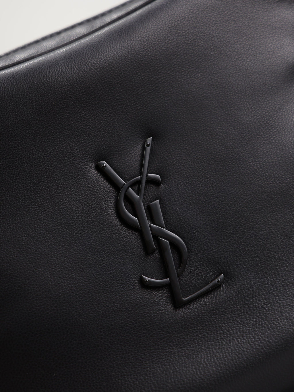 YSL 25S NIKI CAMERA BAG 19 IN BLACK CALFSKIN