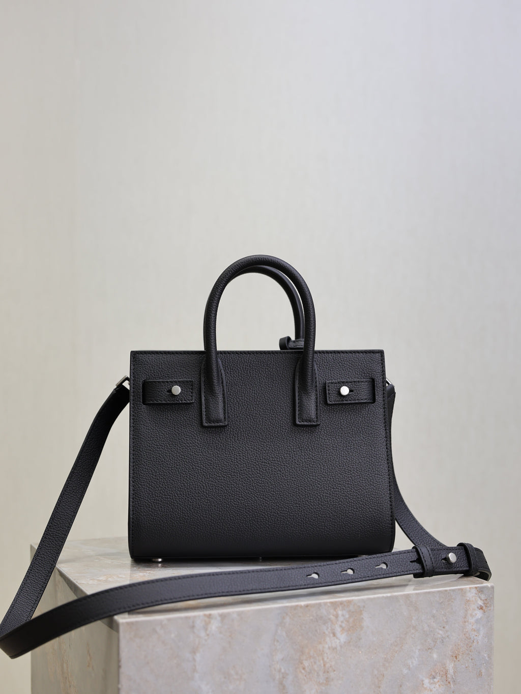 YSL 25S SAC DE JOUR 22 IN BLACK GRAINED CALFSKIN SILVER HARDWRE